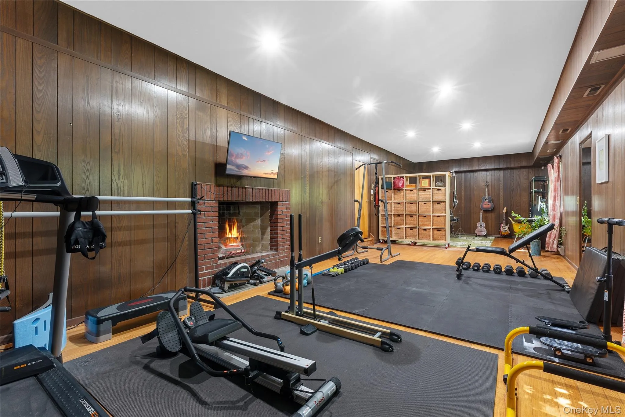 2 Sherwood Place, Greenburgh, NY, 4 Bedrooms Bedrooms, 7 Rooms Rooms,3 BathroomsBathrooms,Residential,For Rent,Sherwood,0,1010251 2 Sherwood Place, Greenburgh, NY, 4 Bedrooms Bedrooms, 7 Rooms Rooms,3 BathroomsBathrooms,Residential,For Rent,Sherwood,0,1010251