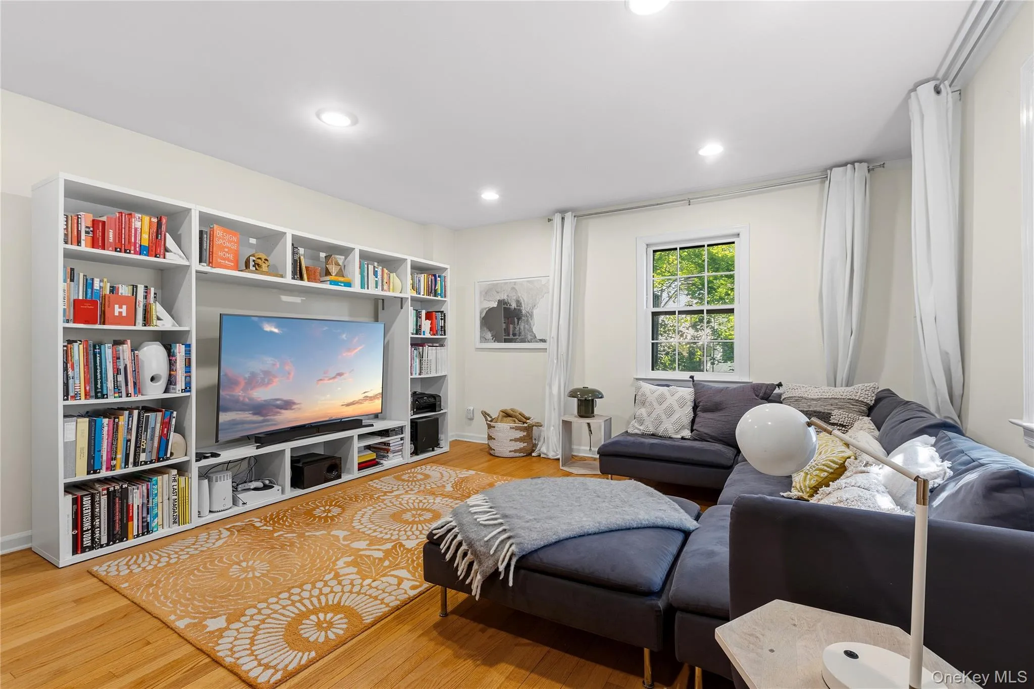 2 Sherwood Place, Greenburgh, NY, 4 Bedrooms Bedrooms, 7 Rooms Rooms,3 BathroomsBathrooms,Residential,For Rent,Sherwood,0,1010251 2 Sherwood Place, Greenburgh, NY, 4 Bedrooms Bedrooms, 7 Rooms Rooms,3 BathroomsBathrooms,Residential,For Rent,Sherwood,0,1010251