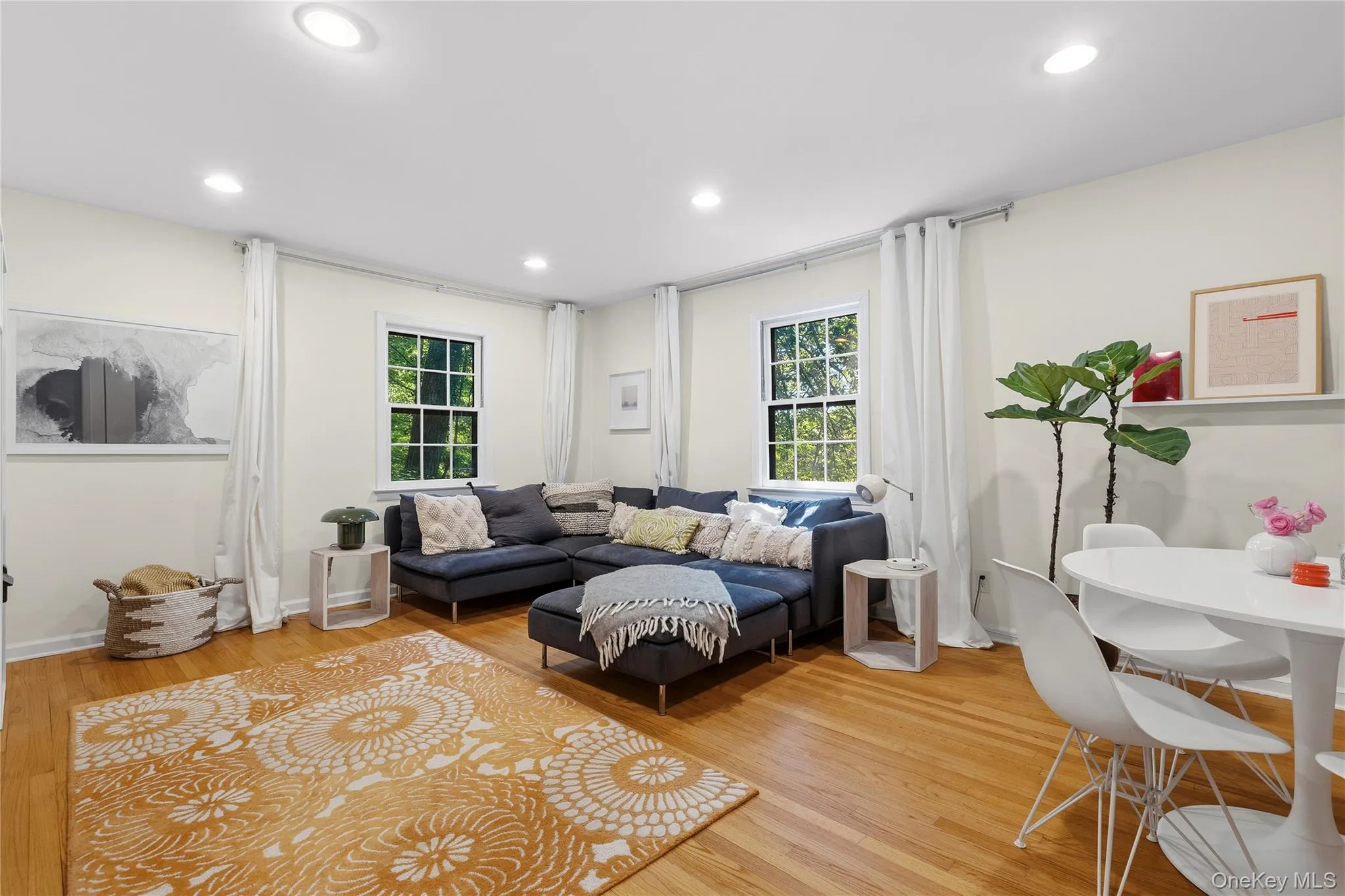 2 Sherwood Place, Greenburgh, NY, 4 Bedrooms Bedrooms, 7 Rooms Rooms,3 BathroomsBathrooms,Residential,For Rent,Sherwood,0,1010251 2 Sherwood Place, Greenburgh, NY, 4 Bedrooms Bedrooms, 7 Rooms Rooms,3 BathroomsBathrooms,Residential,For Rent,Sherwood,0,1010251