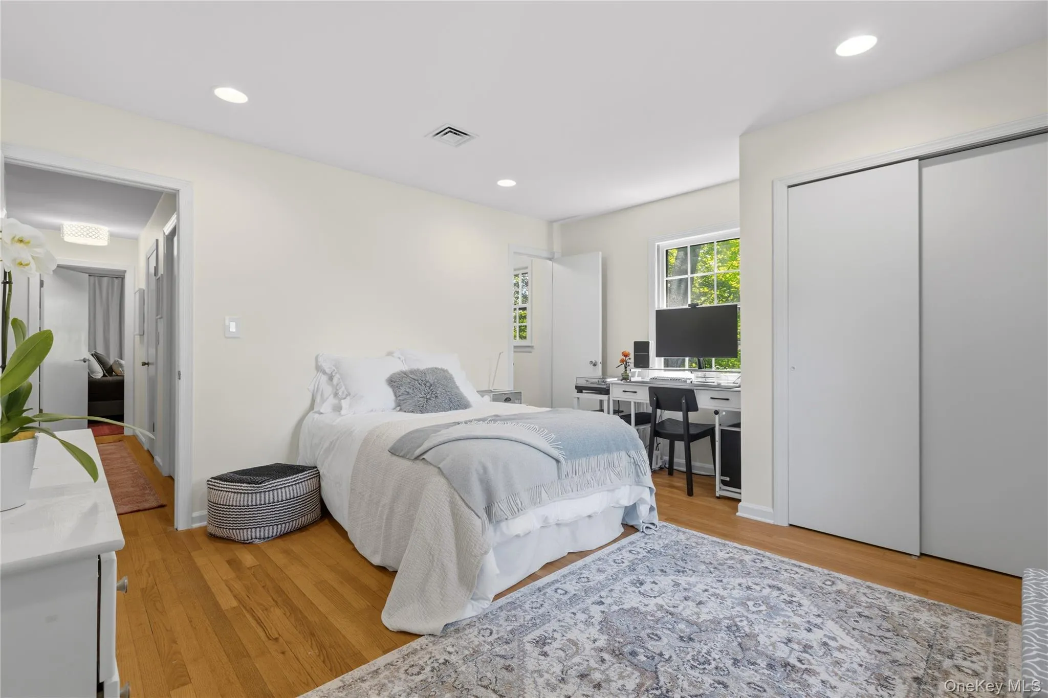 2 Sherwood Place, Greenburgh, NY, 4 Bedrooms Bedrooms, 7 Rooms Rooms,3 BathroomsBathrooms,Residential,For Rent,Sherwood,0,1010251 2 Sherwood Place, Greenburgh, NY, 4 Bedrooms Bedrooms, 7 Rooms Rooms,3 BathroomsBathrooms,Residential,For Rent,Sherwood,0,1010251