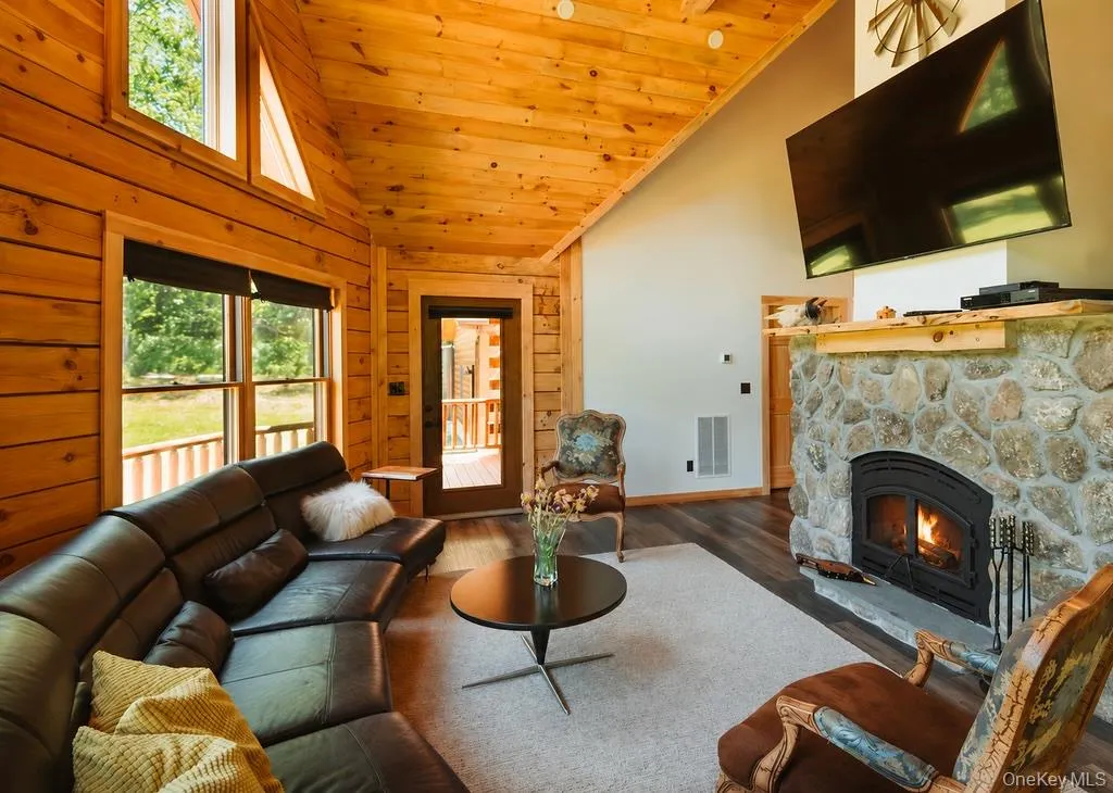 76 Woodlands Trail, Clinton, NY, 4 Bedrooms Bedrooms, 6 Rooms Rooms,2 BathroomsBathrooms,Residential,For Rent,Woodlands,0,1010254 76 Woodlands Trail, Clinton, NY, 4 Bedrooms Bedrooms, 6 Rooms Rooms,2 BathroomsBathrooms,Residential,For Rent,Woodlands,0,1010254