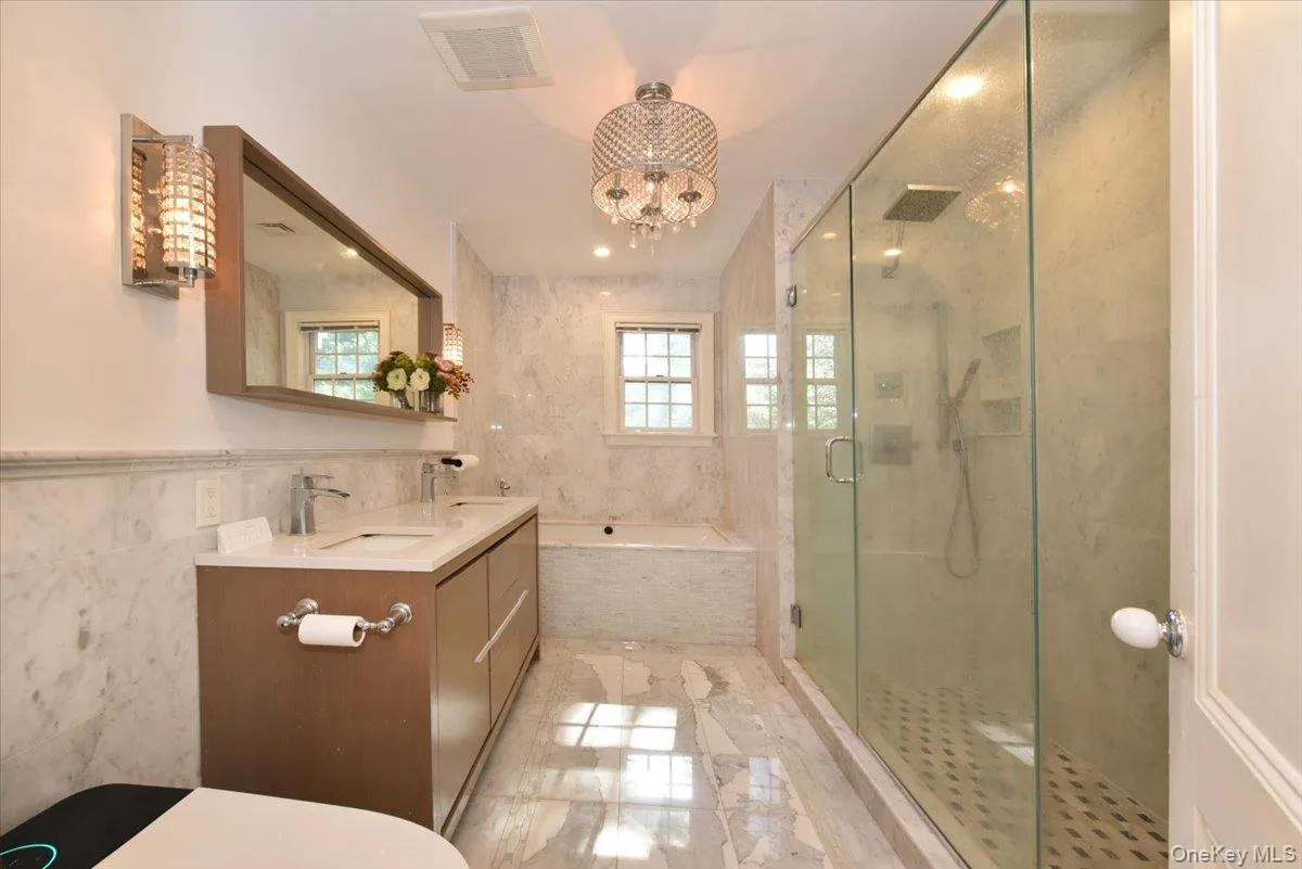 9 Nassau Drive, North Hempstead, NY, 5 Bedrooms Bedrooms, 11 Rooms Rooms,3 BathroomsBathrooms,Residential,For Rent,Nassau,0,1010256 9 Nassau Drive, North Hempstead, NY, 5 Bedrooms Bedrooms, 11 Rooms Rooms,3 BathroomsBathrooms,Residential,For Rent,Nassau,0,1010256