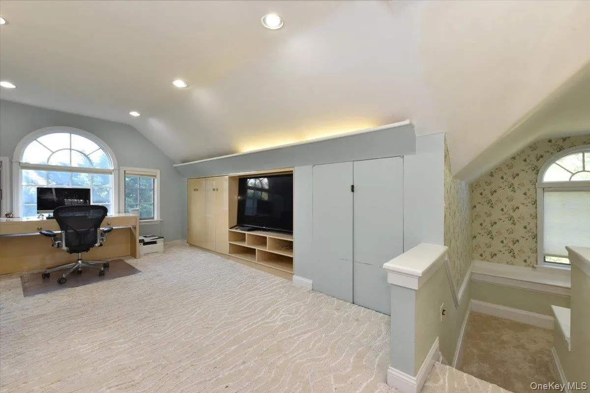 9 Nassau Drive, North Hempstead, NY, 5 Bedrooms Bedrooms, 11 Rooms Rooms,3 BathroomsBathrooms,Residential,For Rent,Nassau,0,1010256 9 Nassau Drive, North Hempstead, NY, 5 Bedrooms Bedrooms, 11 Rooms Rooms,3 BathroomsBathrooms,Residential,For Rent,Nassau,0,1010256