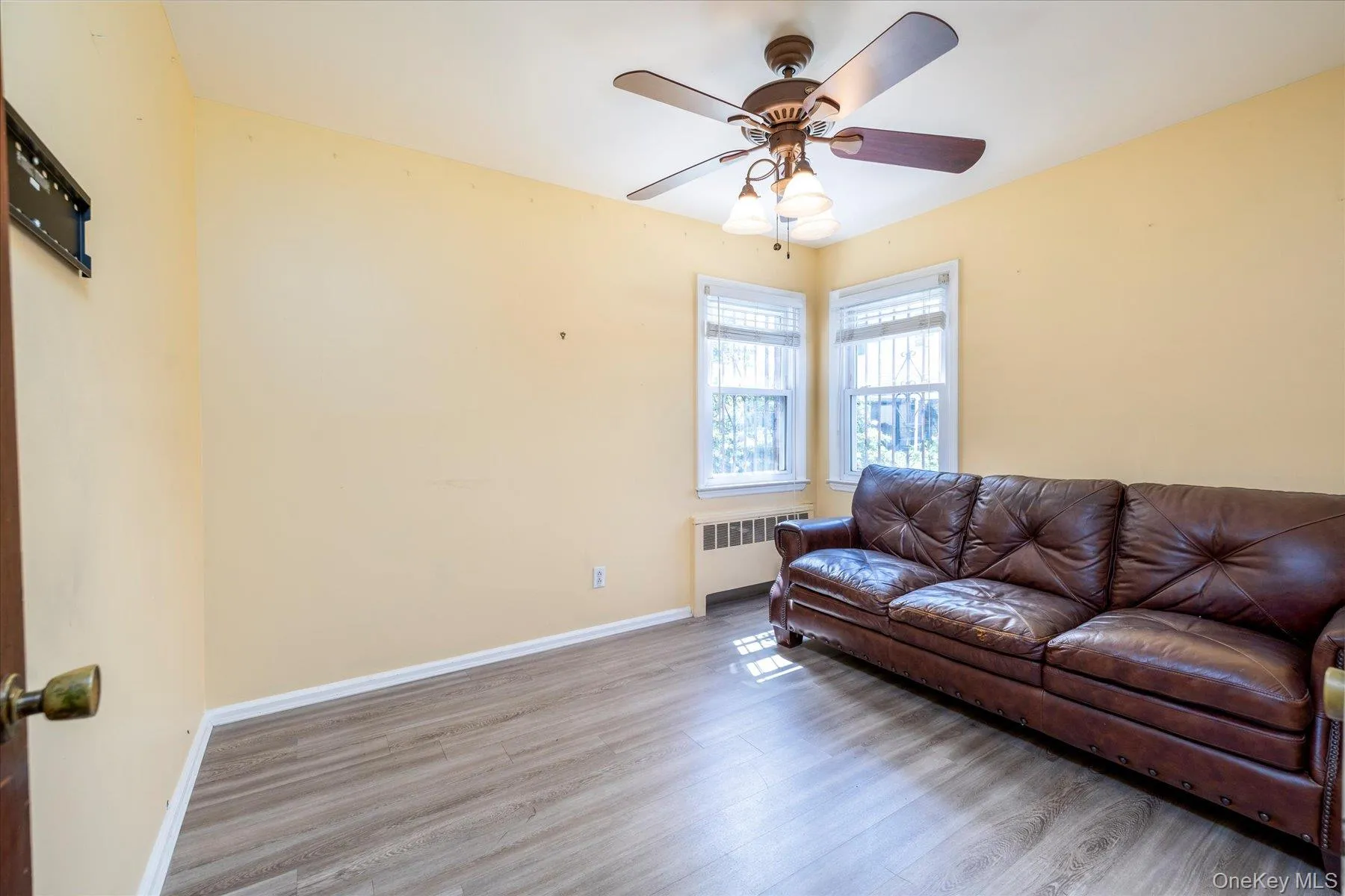 1329 Globe Avenue, Hempstead, NY, 4 Bedrooms Bedrooms, 8 Rooms Rooms,2 BathroomsBathrooms,Residential,For Rent,Globe,0,1010268 1329 Globe Avenue, Hempstead, NY, 4 Bedrooms Bedrooms, 8 Rooms Rooms,2 BathroomsBathrooms,Residential,For Rent,Globe,0,1010268
