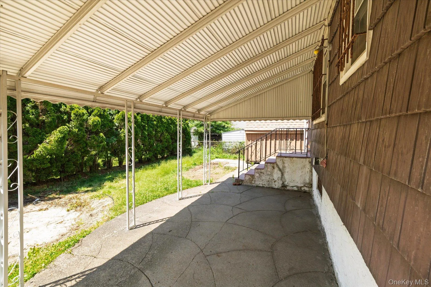1329 Globe Avenue, Hempstead, NY, 4 Bedrooms Bedrooms, 8 Rooms Rooms,2 BathroomsBathrooms,Residential,For Rent,Globe,0,1010268 1329 Globe Avenue, Hempstead, NY, 4 Bedrooms Bedrooms, 8 Rooms Rooms,2 BathroomsBathrooms,Residential,For Rent,Globe,0,1010268