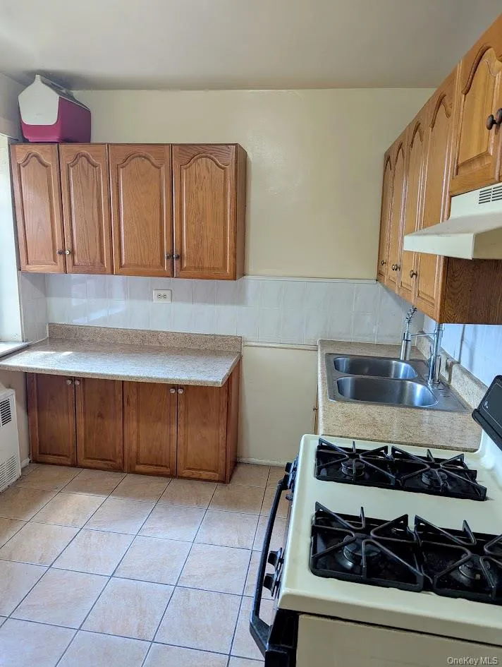 57-10 Junction Blvd, New York, NY, 2 Bedrooms Bedrooms, 5 Rooms Rooms,1 BathroomBathrooms,Residential,For Rent,Junction Blvd,0,1010269 57-10 Junction Blvd, New York, NY, 2 Bedrooms Bedrooms, 5 Rooms Rooms,1 BathroomBathrooms,Residential,For Rent,Junction Blvd,0,1010269