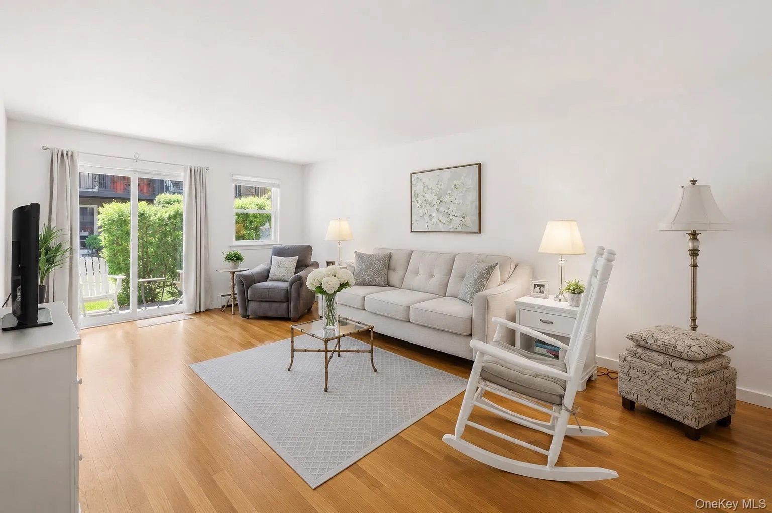 3902 Wilshire Lane, Islip, NY, 1 Bedroom Bedrooms, 4 Rooms Rooms,1 BathroomBathrooms,Residential,For Rent,Wilshire,0,1010272 3902 Wilshire Lane, Islip, NY, 1 Bedroom Bedrooms, 4 Rooms Rooms,1 BathroomBathrooms,Residential,For Rent,Wilshire,0,1010272