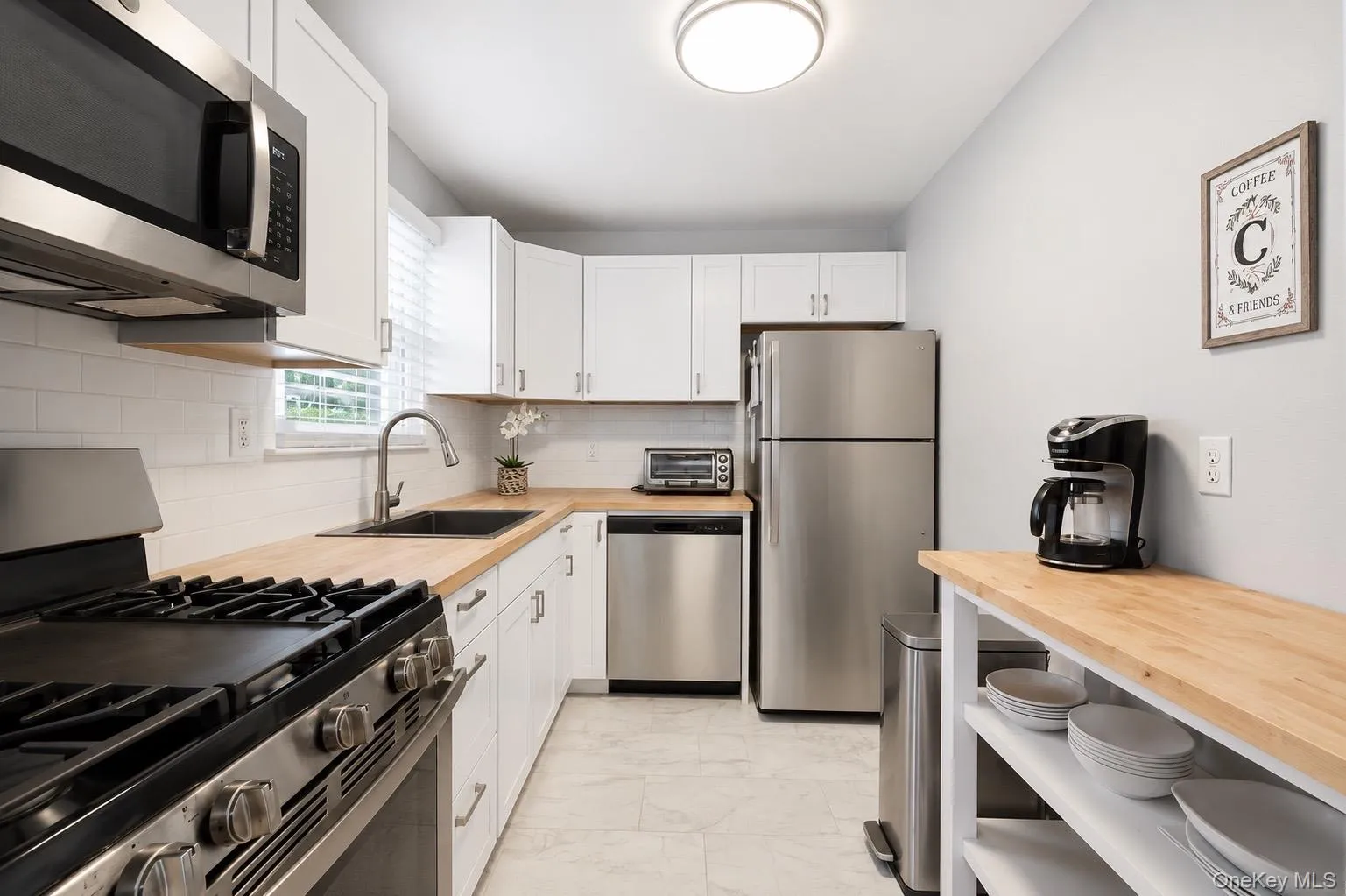 3902 Wilshire Lane, Islip, NY, 1 Bedroom Bedrooms, 4 Rooms Rooms,1 BathroomBathrooms,Residential,For Rent,Wilshire,0,1010272 3902 Wilshire Lane, Islip, NY, 1 Bedroom Bedrooms, 4 Rooms Rooms,1 BathroomBathrooms,Residential,For Rent,Wilshire,0,1010272