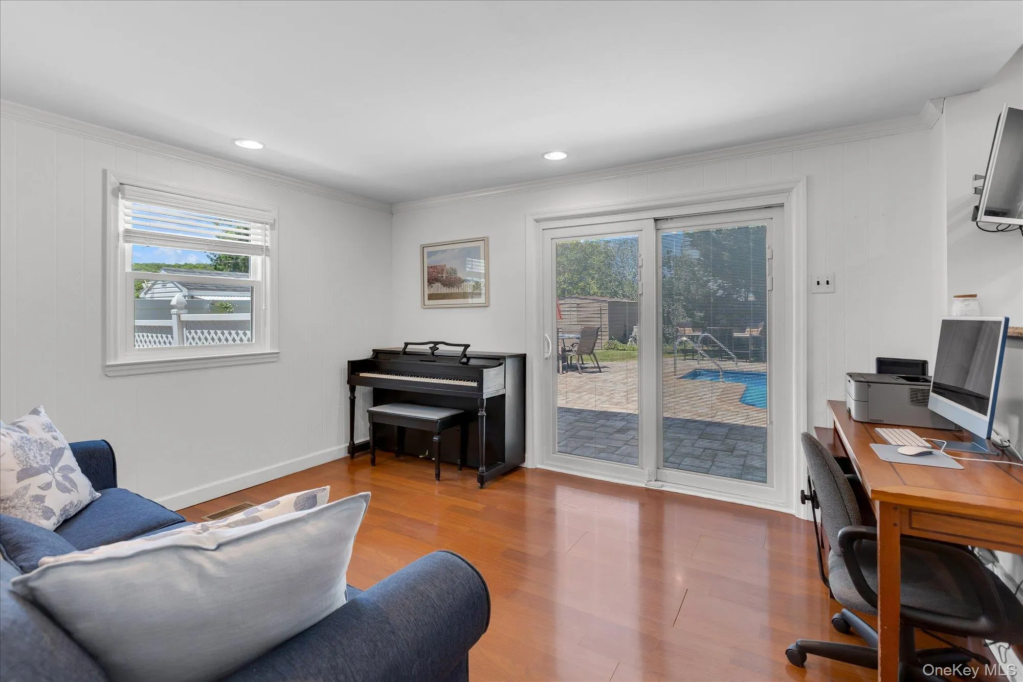 25 Arrowwood Lane, Huntington, NY, 4 Bedrooms Bedrooms, 8 Rooms Rooms,2 BathroomsBathrooms,Residential,For Rent,Arrowwood,0,1010273 25 Arrowwood Lane, Huntington, NY, 4 Bedrooms Bedrooms, 8 Rooms Rooms,2 BathroomsBathrooms,Residential,For Rent,Arrowwood,0,1010273