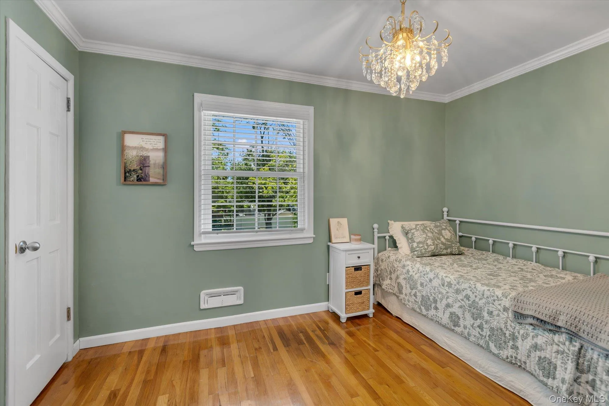 25 Arrowwood Lane, Huntington, NY, 4 Bedrooms Bedrooms, 8 Rooms Rooms,2 BathroomsBathrooms,Residential,For Rent,Arrowwood,0,1010273 25 Arrowwood Lane, Huntington, NY, 4 Bedrooms Bedrooms, 8 Rooms Rooms,2 BathroomsBathrooms,Residential,For Rent,Arrowwood,0,1010273