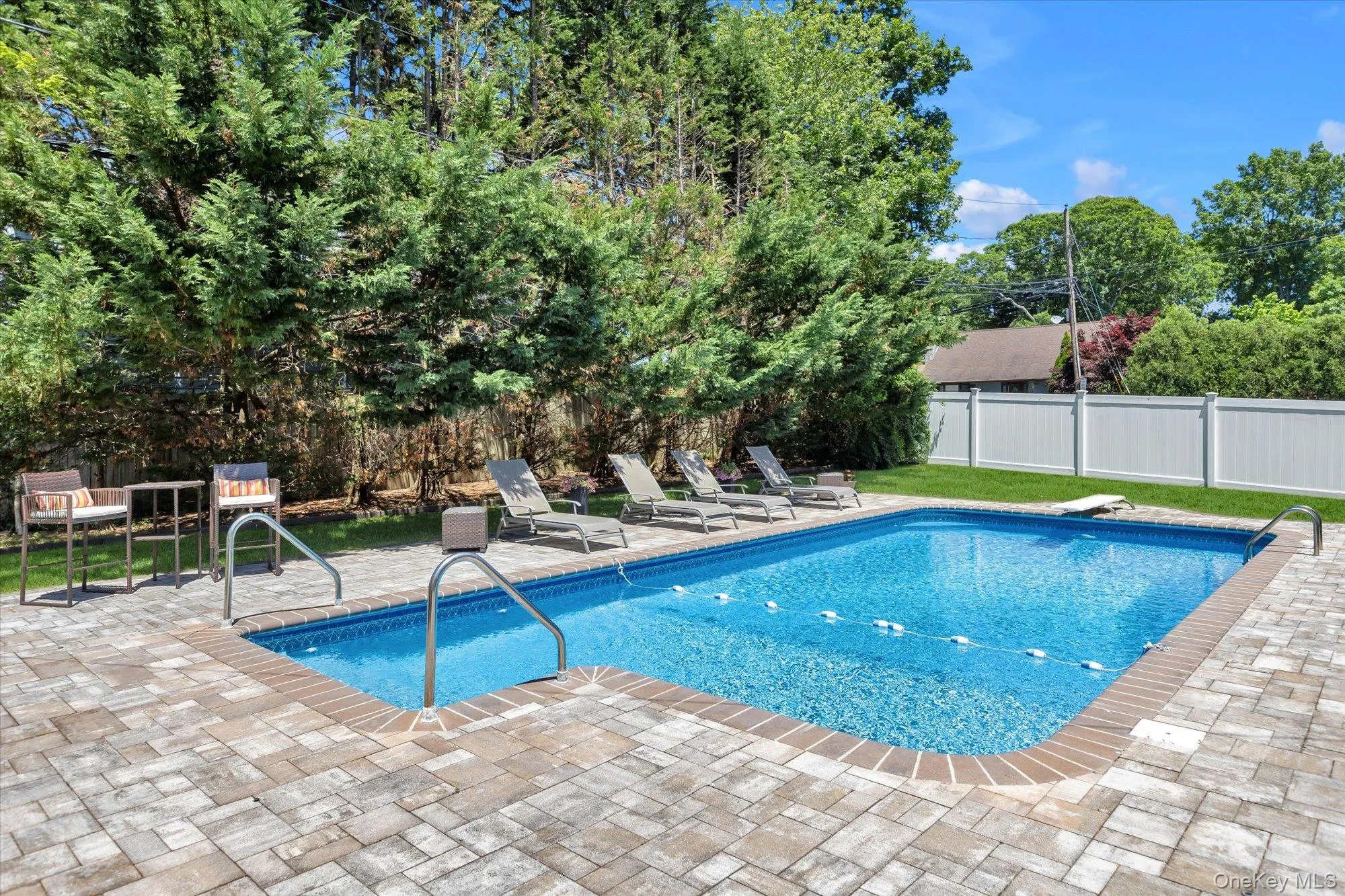 25 Arrowwood Lane, Huntington, NY, 4 Bedrooms Bedrooms, 8 Rooms Rooms,2 BathroomsBathrooms,Residential,For Rent,Arrowwood,0,1010273 25 Arrowwood Lane, Huntington, NY, 4 Bedrooms Bedrooms, 8 Rooms Rooms,2 BathroomsBathrooms,Residential,For Rent,Arrowwood,0,1010273