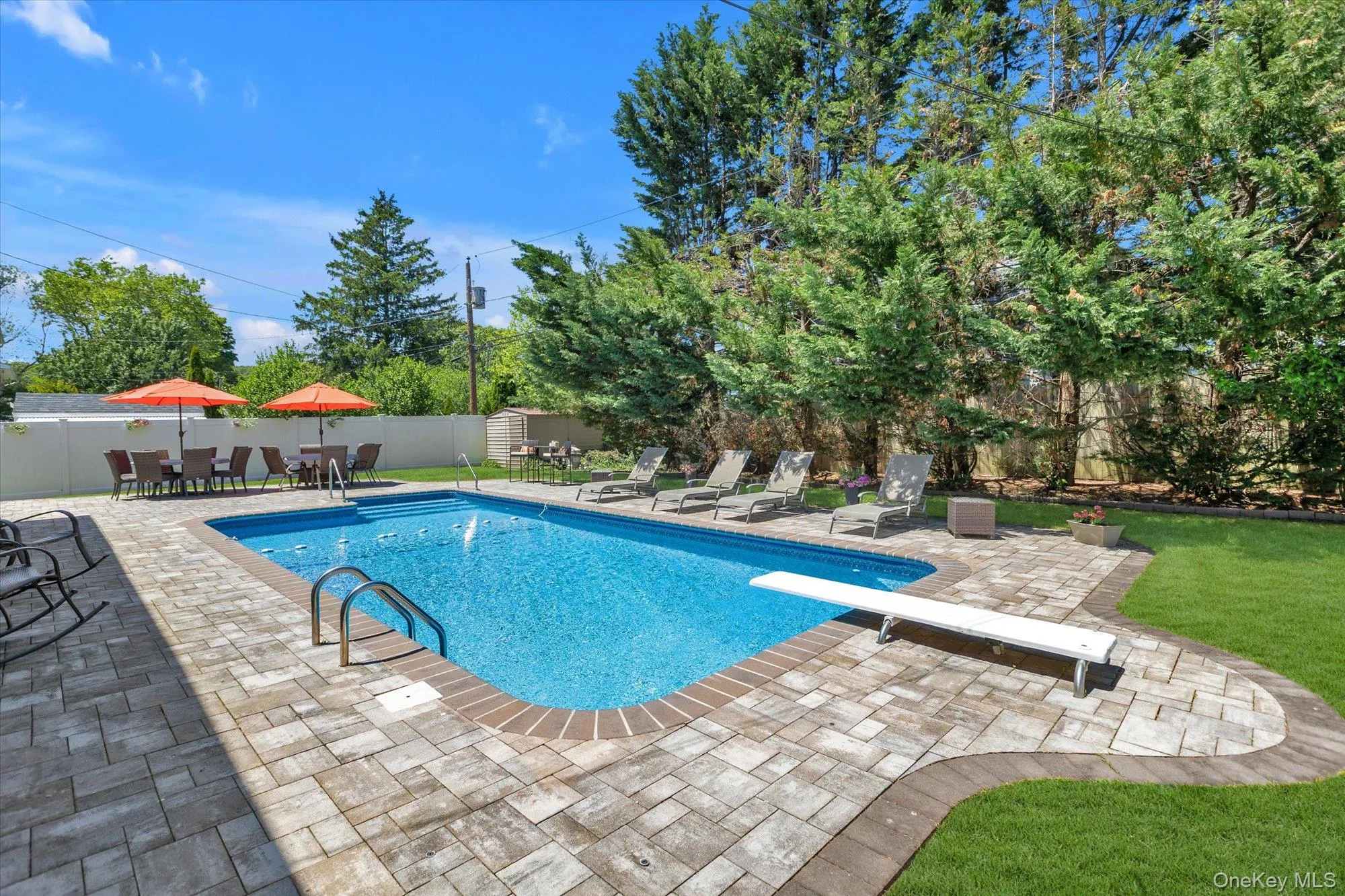 25 Arrowwood Lane, Huntington, NY, 4 Bedrooms Bedrooms, 8 Rooms Rooms,2 BathroomsBathrooms,Residential,For Rent,Arrowwood,0,1010273 25 Arrowwood Lane, Huntington, NY, 4 Bedrooms Bedrooms, 8 Rooms Rooms,2 BathroomsBathrooms,Residential,For Rent,Arrowwood,0,1010273