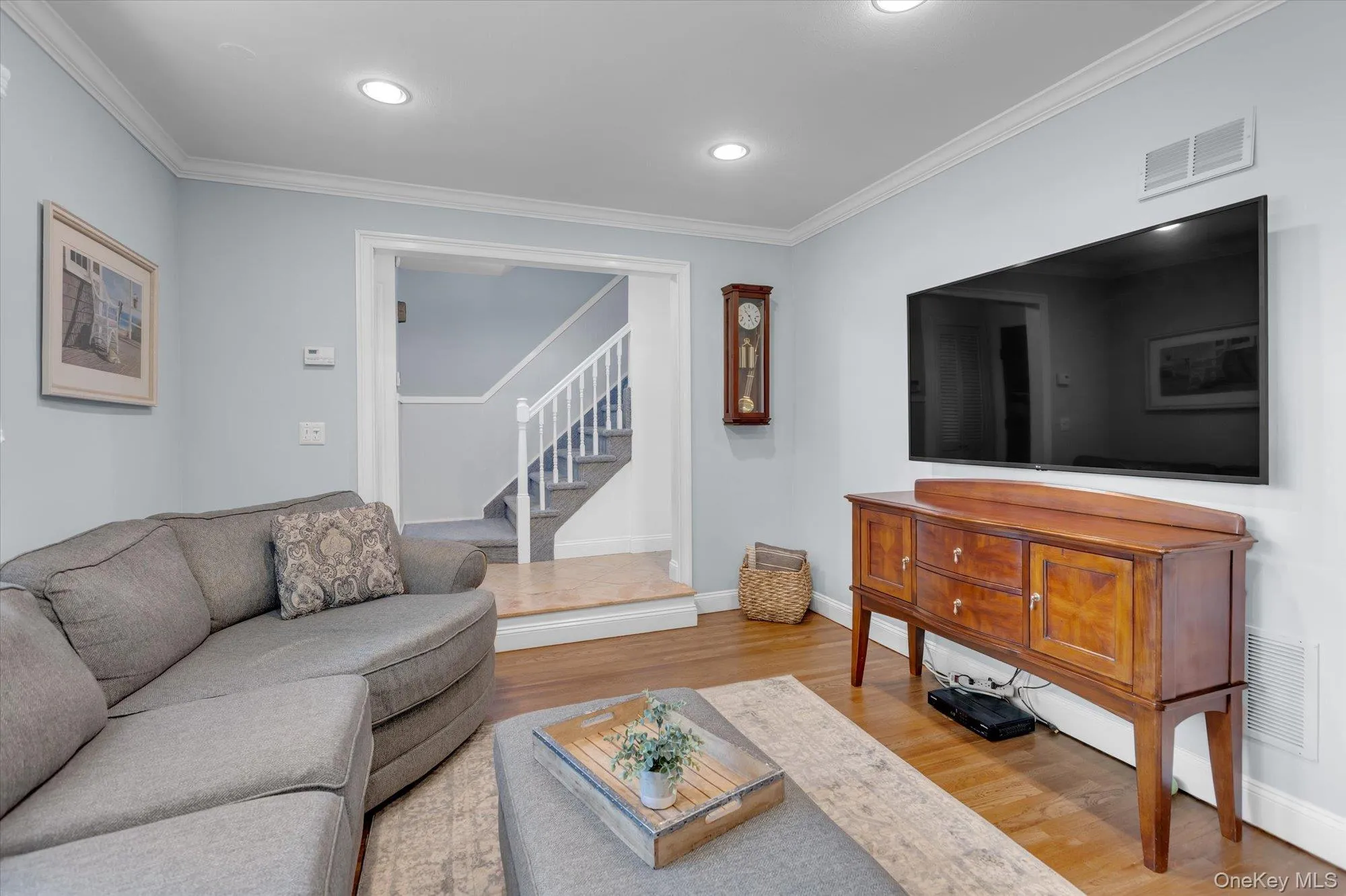 25 Arrowwood Lane, Huntington, NY, 4 Bedrooms Bedrooms, 8 Rooms Rooms,2 BathroomsBathrooms,Residential,For Rent,Arrowwood,0,1010273 25 Arrowwood Lane, Huntington, NY, 4 Bedrooms Bedrooms, 8 Rooms Rooms,2 BathroomsBathrooms,Residential,For Rent,Arrowwood,0,1010273