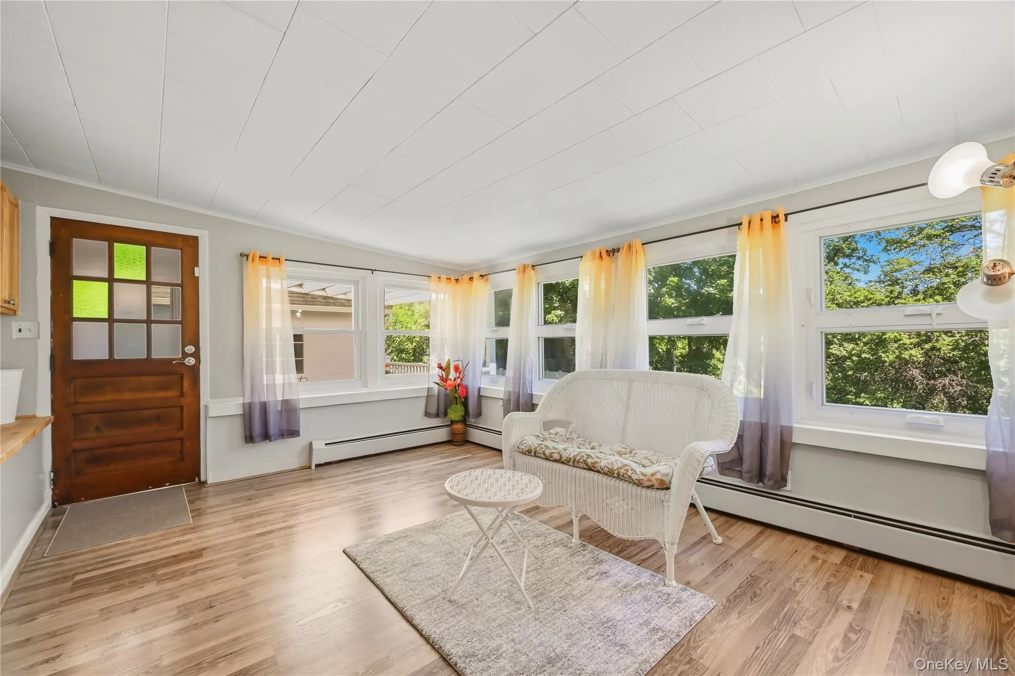 5 Lawrence Street, Clarkstown, NY, 3 Bedrooms Bedrooms, 6 Rooms Rooms,2 BathroomsBathrooms,Residential,For Rent,Lawrence,0,KEY1010274 5 Lawrence Street, Clarkstown, NY, 3 Bedrooms Bedrooms, 6 Rooms Rooms,2 BathroomsBathrooms,Residential,For Rent,Lawrence,0,KEY1010274