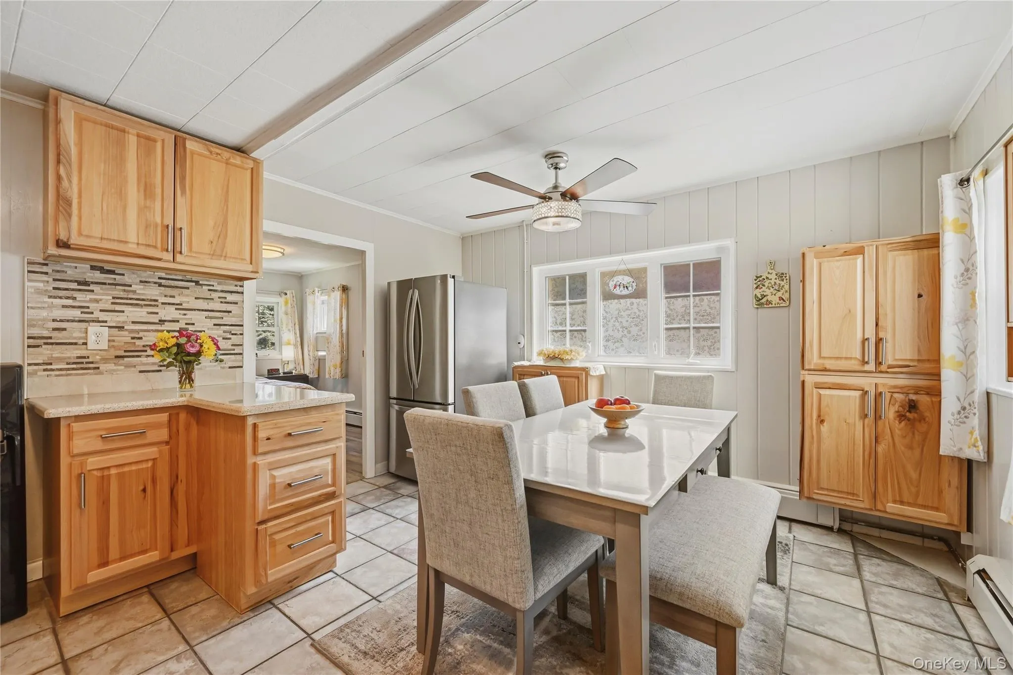 5 Lawrence Street, Clarkstown, NY, 3 Bedrooms Bedrooms, 6 Rooms Rooms,2 BathroomsBathrooms,Residential,For Rent,Lawrence,0,KEY1010274 5 Lawrence Street, Clarkstown, NY, 3 Bedrooms Bedrooms, 6 Rooms Rooms,2 BathroomsBathrooms,Residential,For Rent,Lawrence,0,KEY1010274