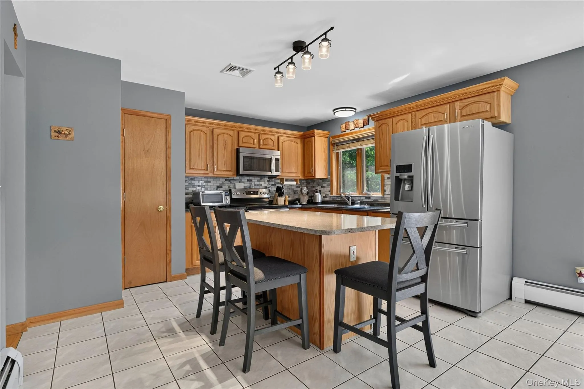 1019 Benjamin Vankeuren Drive, Shawangunk, NY, 3 Bedrooms Bedrooms, 11 Rooms Rooms,2 BathroomsBathrooms,Residential,For Rent,Benjamin Vankeuren,0,1010277 1019 Benjamin Vankeuren Drive, Shawangunk, NY, 3 Bedrooms Bedrooms, 11 Rooms Rooms,2 BathroomsBathrooms,Residential,For Rent,Benjamin Vankeuren,0,1010277