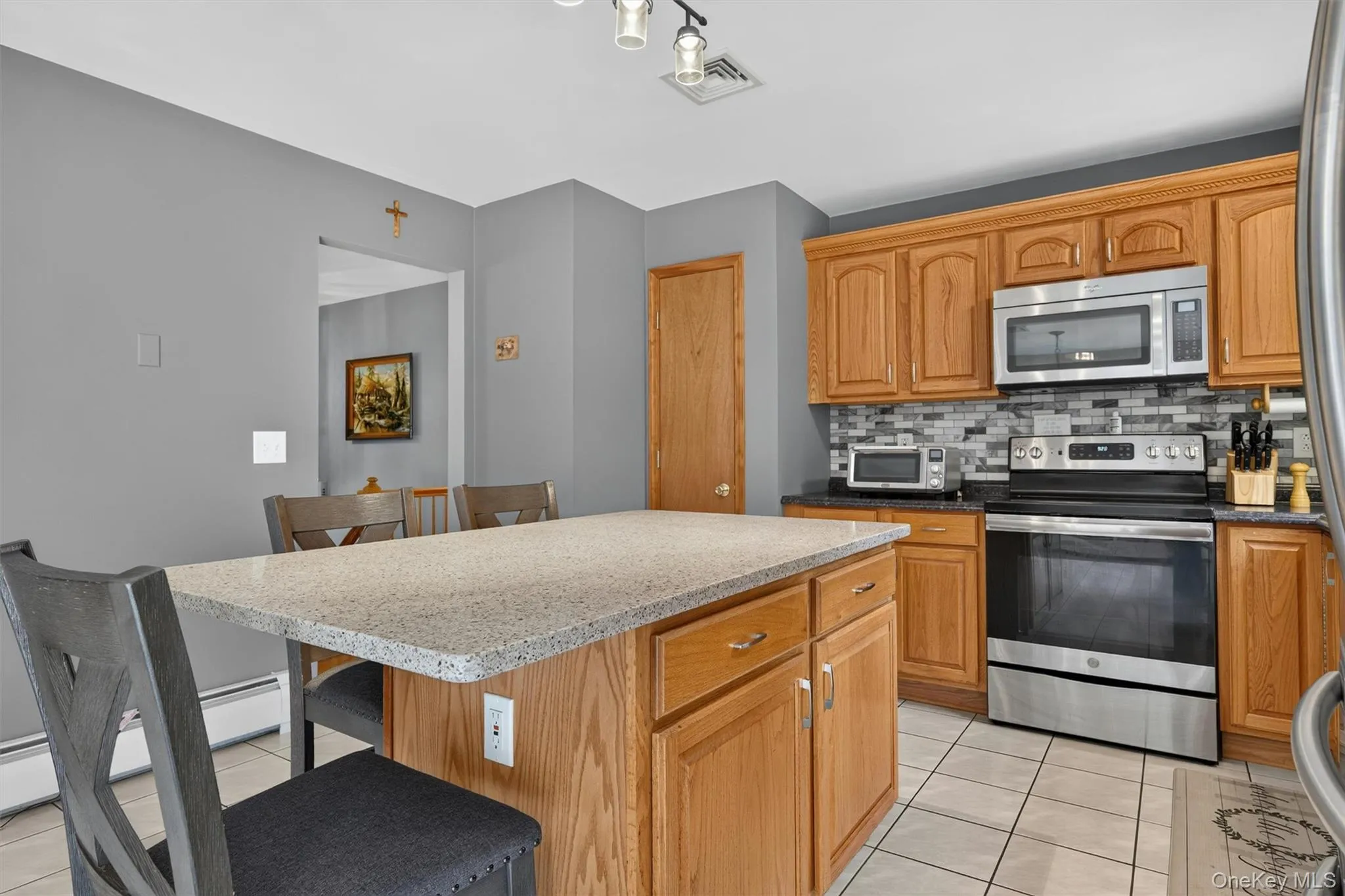 1019 Benjamin Vankeuren Drive, Shawangunk, NY, 3 Bedrooms Bedrooms, 11 Rooms Rooms,2 BathroomsBathrooms,Residential,For Rent,Benjamin Vankeuren,0,1010277 1019 Benjamin Vankeuren Drive, Shawangunk, NY, 3 Bedrooms Bedrooms, 11 Rooms Rooms,2 BathroomsBathrooms,Residential,For Rent,Benjamin Vankeuren,0,1010277
