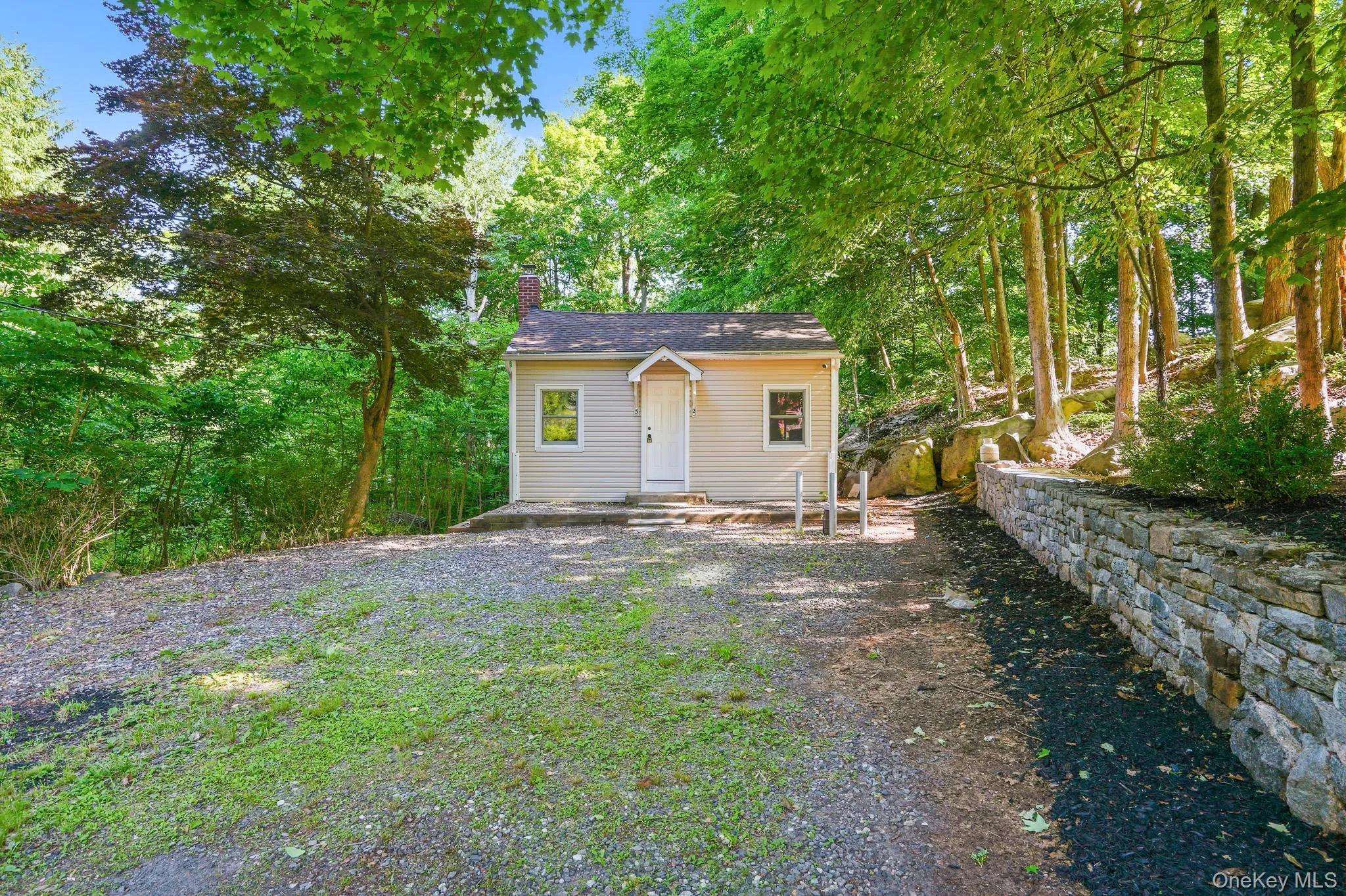 32 Lacona Drive, Patterson, NY, 2 Bedrooms Bedrooms, 6 Rooms Rooms,1 BathroomBathrooms,Residential,For Rent,Lacona,0,1010279 32 Lacona Drive, Patterson, NY, 2 Bedrooms Bedrooms, 6 Rooms Rooms,1 BathroomBathrooms,Residential,For Rent,Lacona,0,1010279