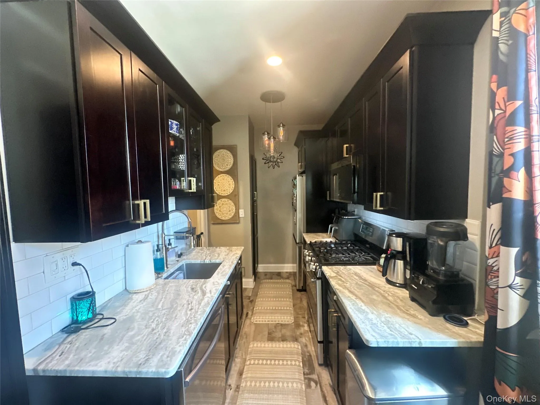 1468 Midland Avenue, Yonkers, NY, 2 Bedrooms Bedrooms, 5 Rooms Rooms,1 BathroomBathrooms,Residential,For Rent,Midland,0,1010280 1468 Midland Avenue, Yonkers, NY, 2 Bedrooms Bedrooms, 5 Rooms Rooms,1 BathroomBathrooms,Residential,For Rent,Midland,0,1010280