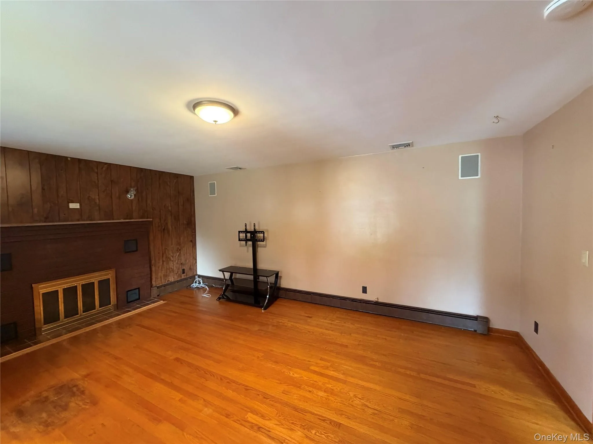 2518 South Avenue, Wappinger, NY, 4 Bedrooms Bedrooms, 11 Rooms Rooms,2 BathroomsBathrooms,Residential Lease,For Rent,South,0,1010289 2518 South Avenue, Wappinger, NY, 4 Bedrooms Bedrooms, 11 Rooms Rooms,2 BathroomsBathrooms,Residential Lease,For Rent,South,0,1010289