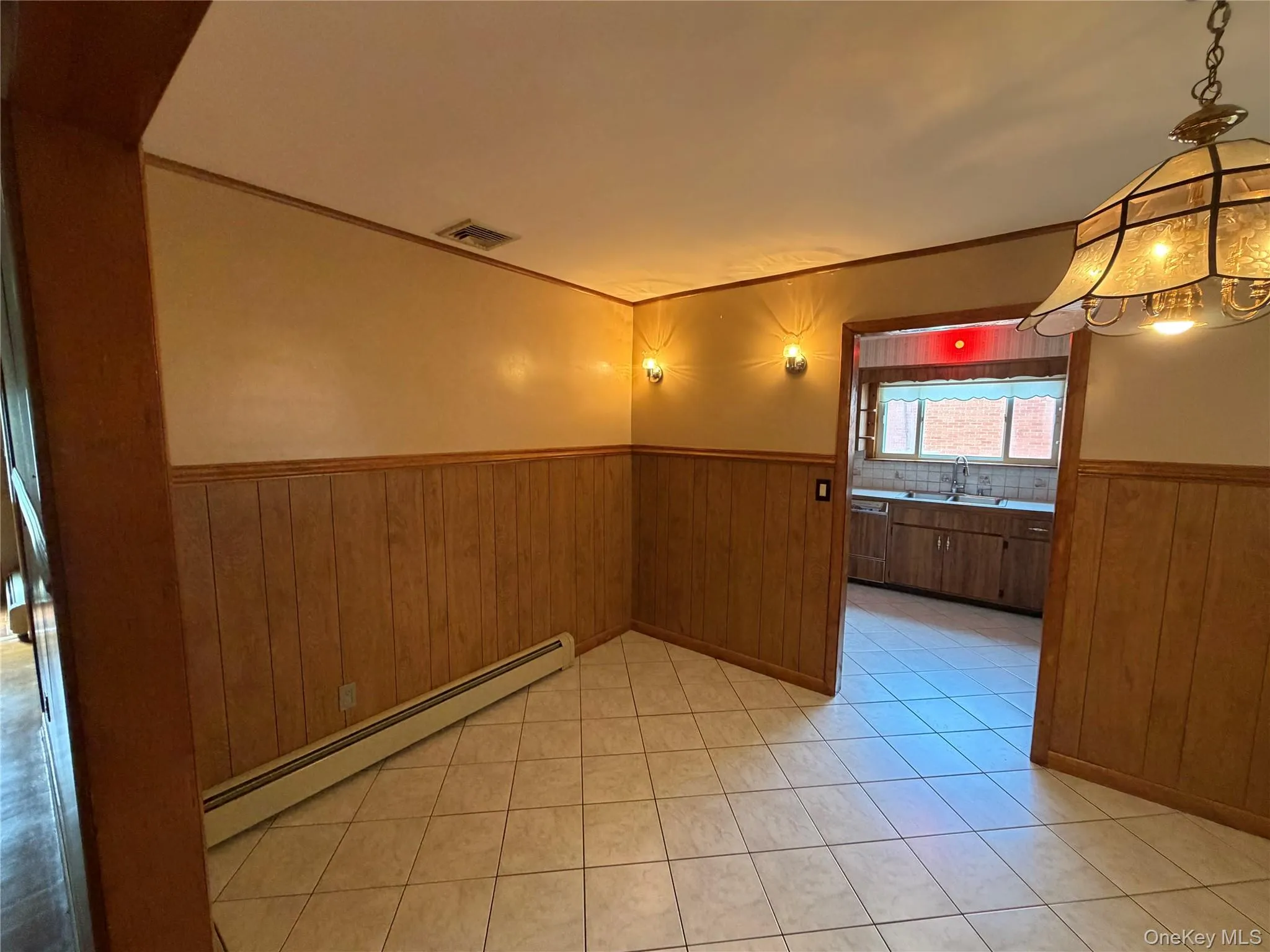 2518 South Avenue, Wappinger, NY, 4 Bedrooms Bedrooms, 11 Rooms Rooms,2 BathroomsBathrooms,Residential Lease,For Rent,South,0,1010289 2518 South Avenue, Wappinger, NY, 4 Bedrooms Bedrooms, 11 Rooms Rooms,2 BathroomsBathrooms,Residential Lease,For Rent,South,0,1010289