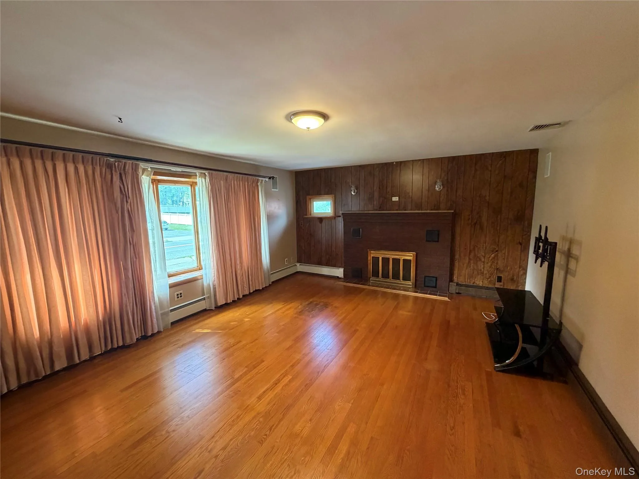 2518 South Avenue, Wappinger, NY, 4 Bedrooms Bedrooms, 11 Rooms Rooms,2 BathroomsBathrooms,Residential Lease,For Rent,South,0,1010289 2518 South Avenue, Wappinger, NY, 4 Bedrooms Bedrooms, 11 Rooms Rooms,2 BathroomsBathrooms,Residential Lease,For Rent,South,0,1010289