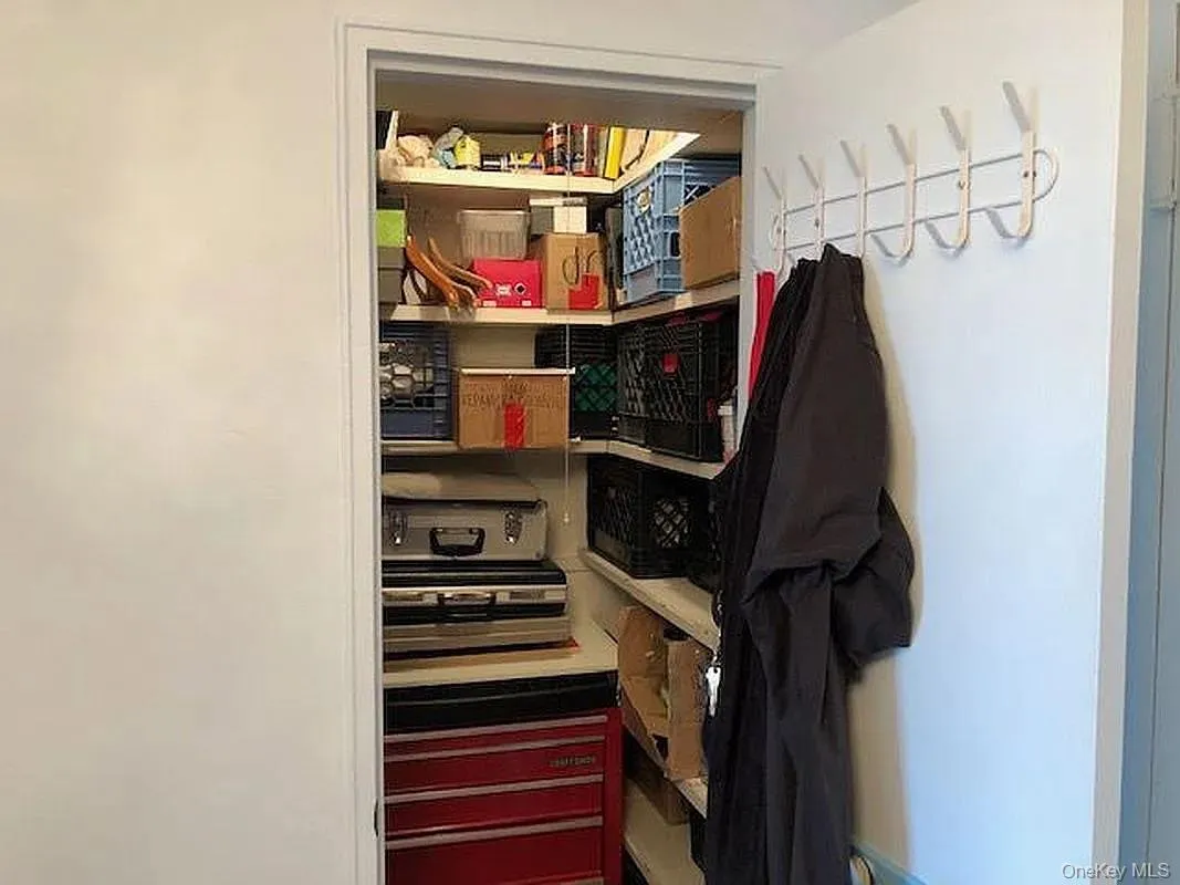 3080 Voorhies Avenue, New York, NY, 2 Bedrooms Bedrooms, 5 Rooms Rooms,1 BathroomBathrooms,Residential,For Rent,Voorhies,0,1010295 3080 Voorhies Avenue, New York, NY, 2 Bedrooms Bedrooms, 5 Rooms Rooms,1 BathroomBathrooms,Residential,For Rent,Voorhies,0,1010295