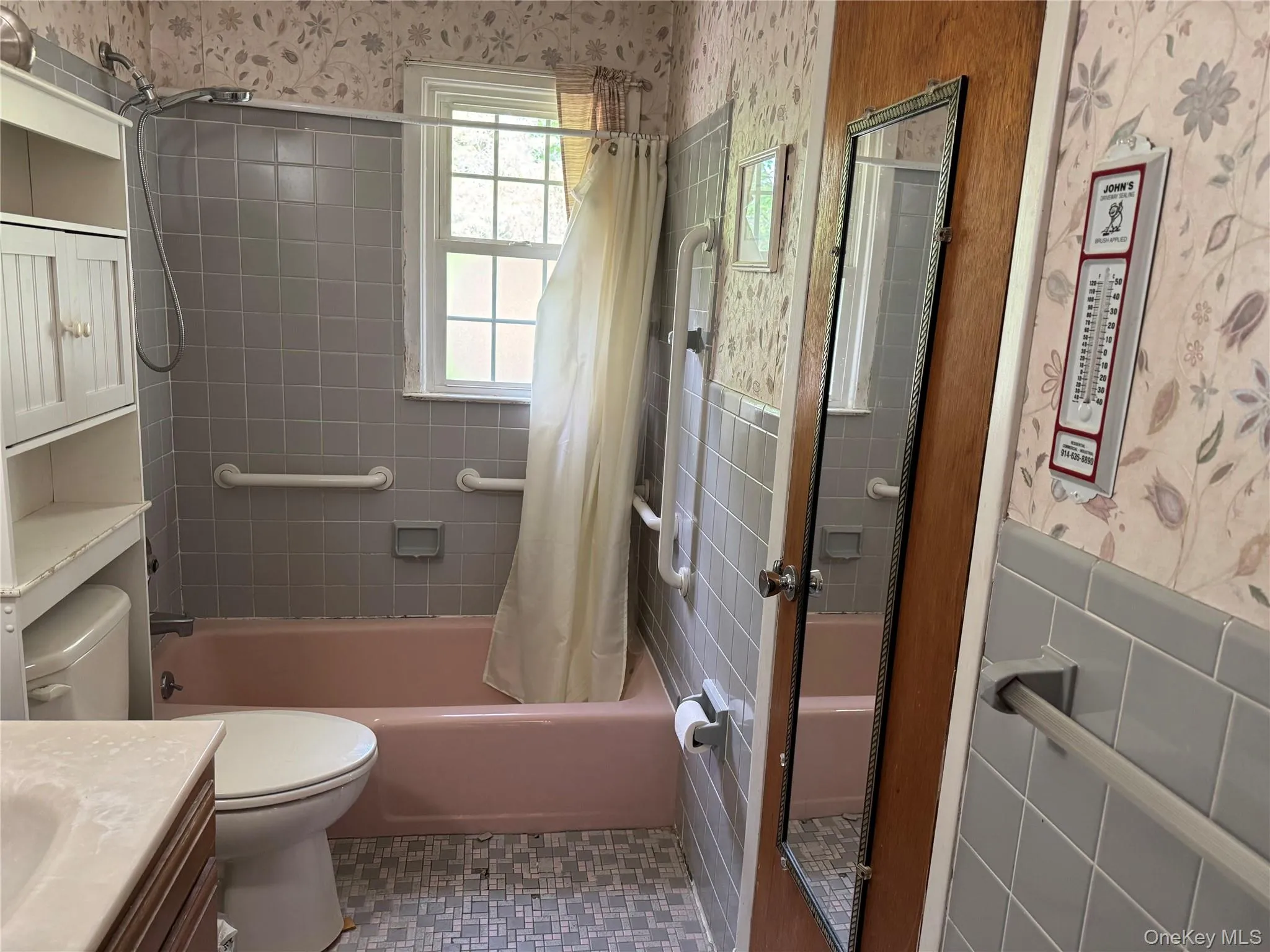 11 Lynbrook Road, Poughkeepsie, NY, 3 Bedrooms Bedrooms, 8 Rooms Rooms,1 BathroomBathrooms,Residential,For Rent,Lynbrook,0,1010296 11 Lynbrook Road, Poughkeepsie, NY, 3 Bedrooms Bedrooms, 8 Rooms Rooms,1 BathroomBathrooms,Residential,For Rent,Lynbrook,0,1010296