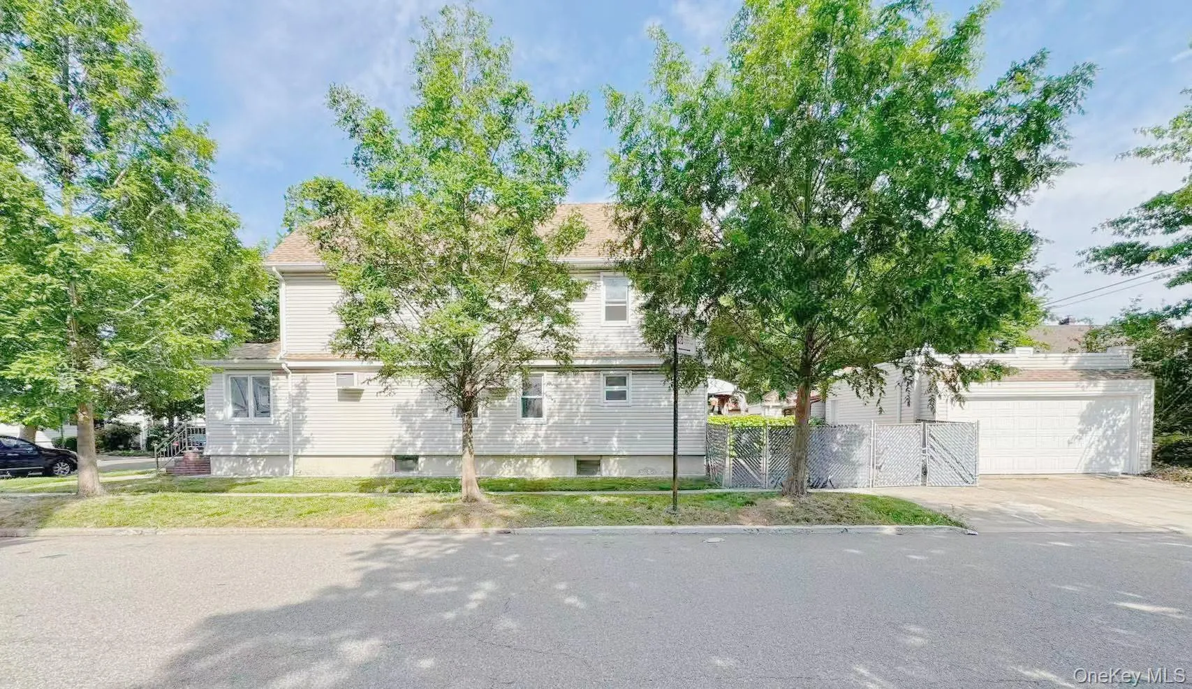 7159 Kessel Street, New York, NY, 3 Bedrooms Bedrooms, 5 Rooms Rooms,2 BathroomsBathrooms,Residential Lease,For Rent,Kessel,0,1010300 7159 Kessel Street, New York, NY, 3 Bedrooms Bedrooms, 5 Rooms Rooms,2 BathroomsBathrooms,Residential Lease,For Rent,Kessel,0,1010300