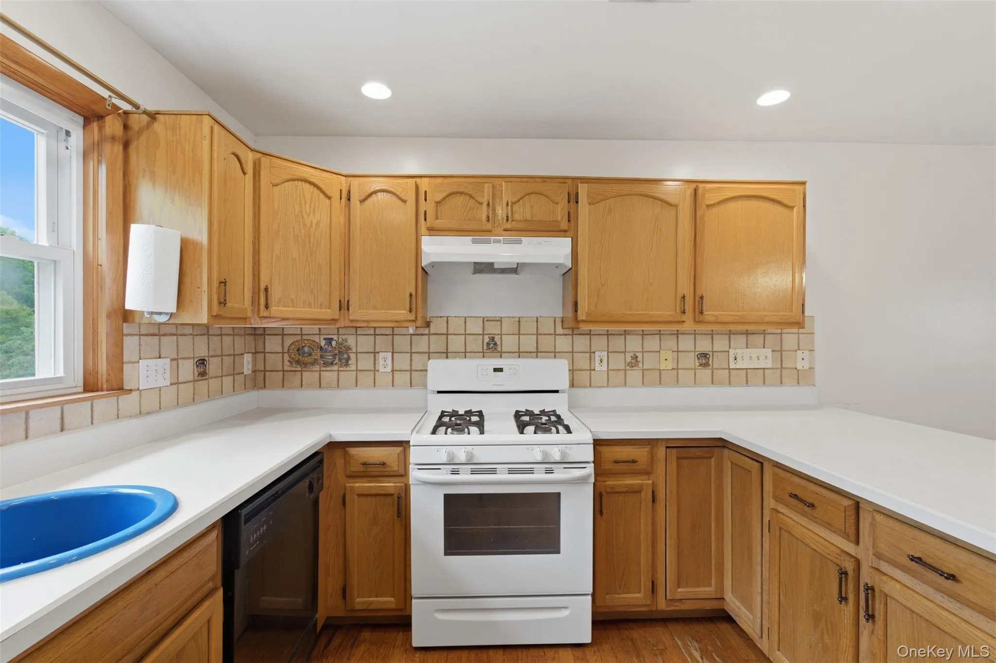 200 North Street, Newburgh (town), NY, 3 Bedrooms Bedrooms, 3 Rooms Rooms,1 BathroomBathrooms,Residential Lease,For Rent,North,0,1010302 200 North Street, Newburgh (town), NY, 3 Bedrooms Bedrooms, 3 Rooms Rooms,1 BathroomBathrooms,Residential Lease,For Rent,North,0,1010302