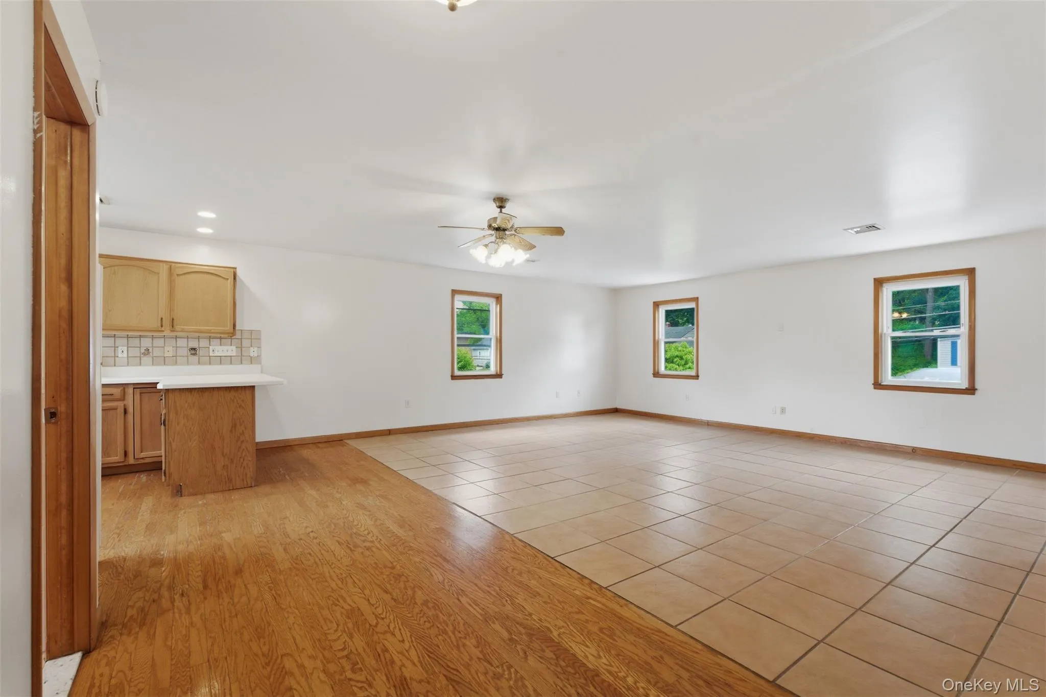 200 North Street, Newburgh (town), NY, 3 Bedrooms Bedrooms, 3 Rooms Rooms,1 BathroomBathrooms,Residential Lease,For Rent,North,0,1010302 200 North Street, Newburgh (town), NY, 3 Bedrooms Bedrooms, 3 Rooms Rooms,1 BathroomBathrooms,Residential Lease,For Rent,North,0,1010302