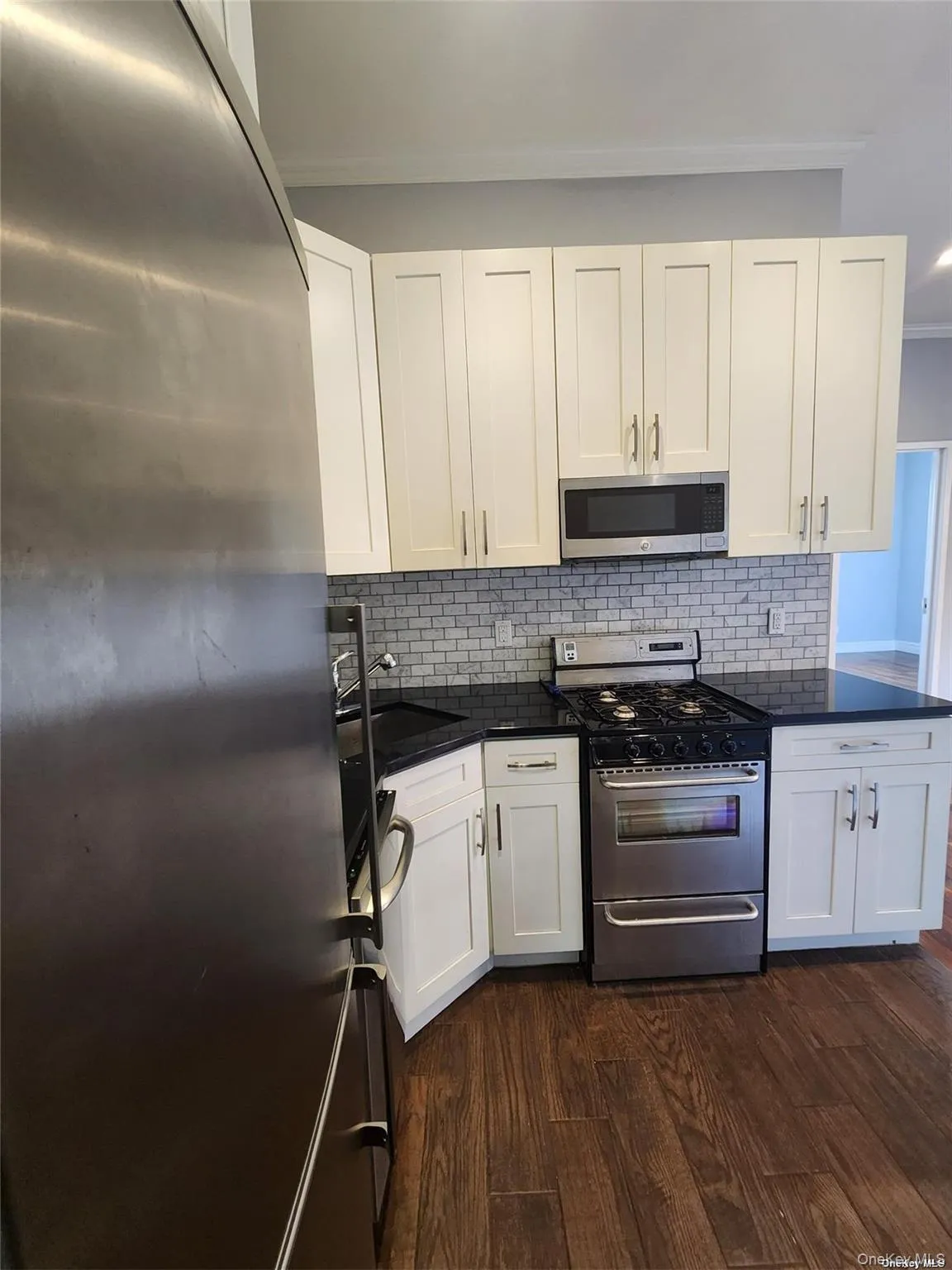 133 Lincoln Avenue, North Hempstead, NY, 2 Bedrooms Bedrooms, 4 Rooms Rooms,1 BathroomBathrooms,Residential Lease,For Rent,Lincoln Avenue,0,1010304 133 Lincoln Avenue, North Hempstead, NY, 2 Bedrooms Bedrooms, 4 Rooms Rooms,1 BathroomBathrooms,Residential Lease,For Rent,Lincoln Avenue,0,1010304