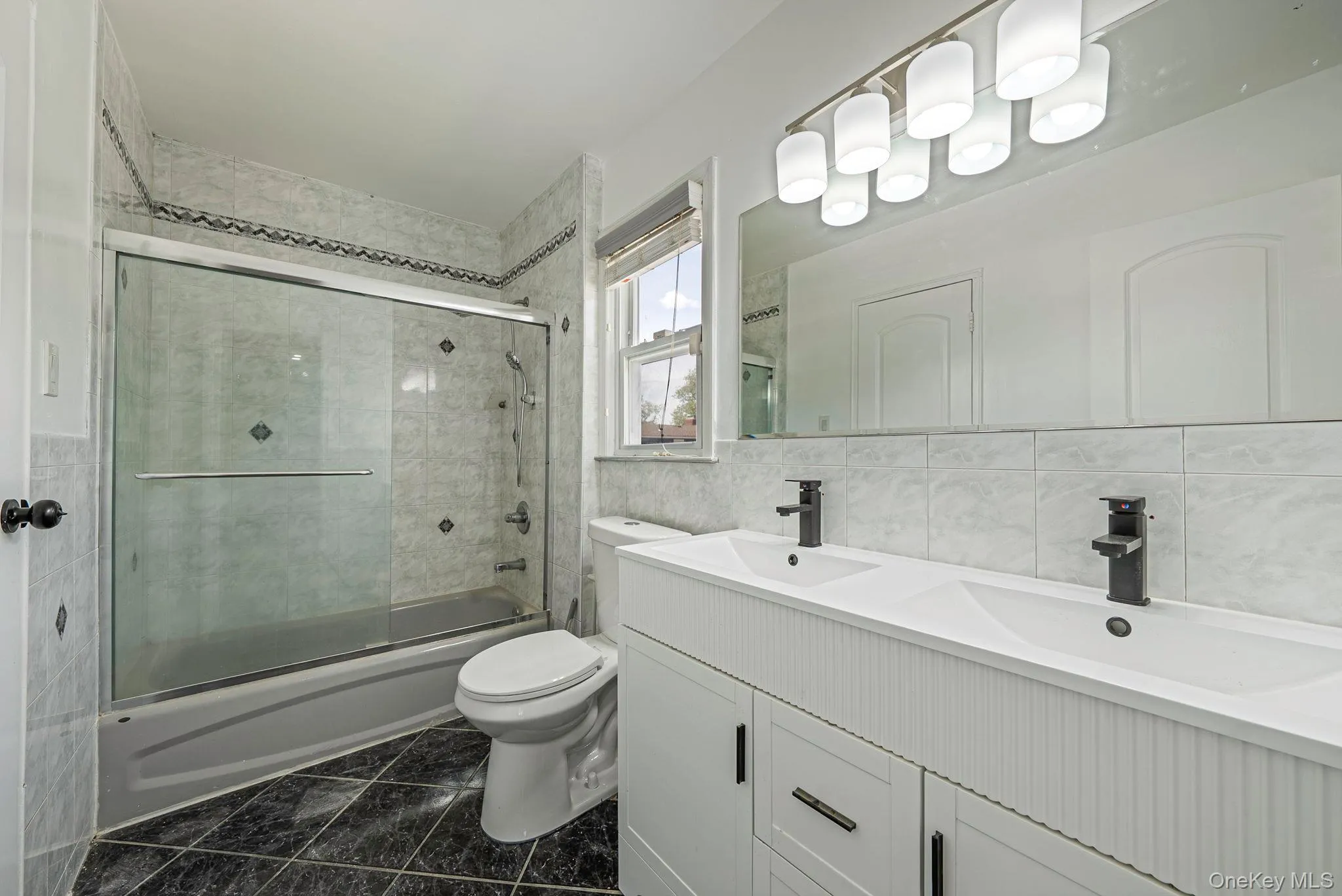 2415 Babylon Turnpike, Hempstead, NY, 4 Bedrooms Bedrooms, 12 Rooms Rooms,2 BathroomsBathrooms,Residential,For Rent,Babylon,0,1010305 2415 Babylon Turnpike, Hempstead, NY, 4 Bedrooms Bedrooms, 12 Rooms Rooms,2 BathroomsBathrooms,Residential,For Rent,Babylon,0,1010305