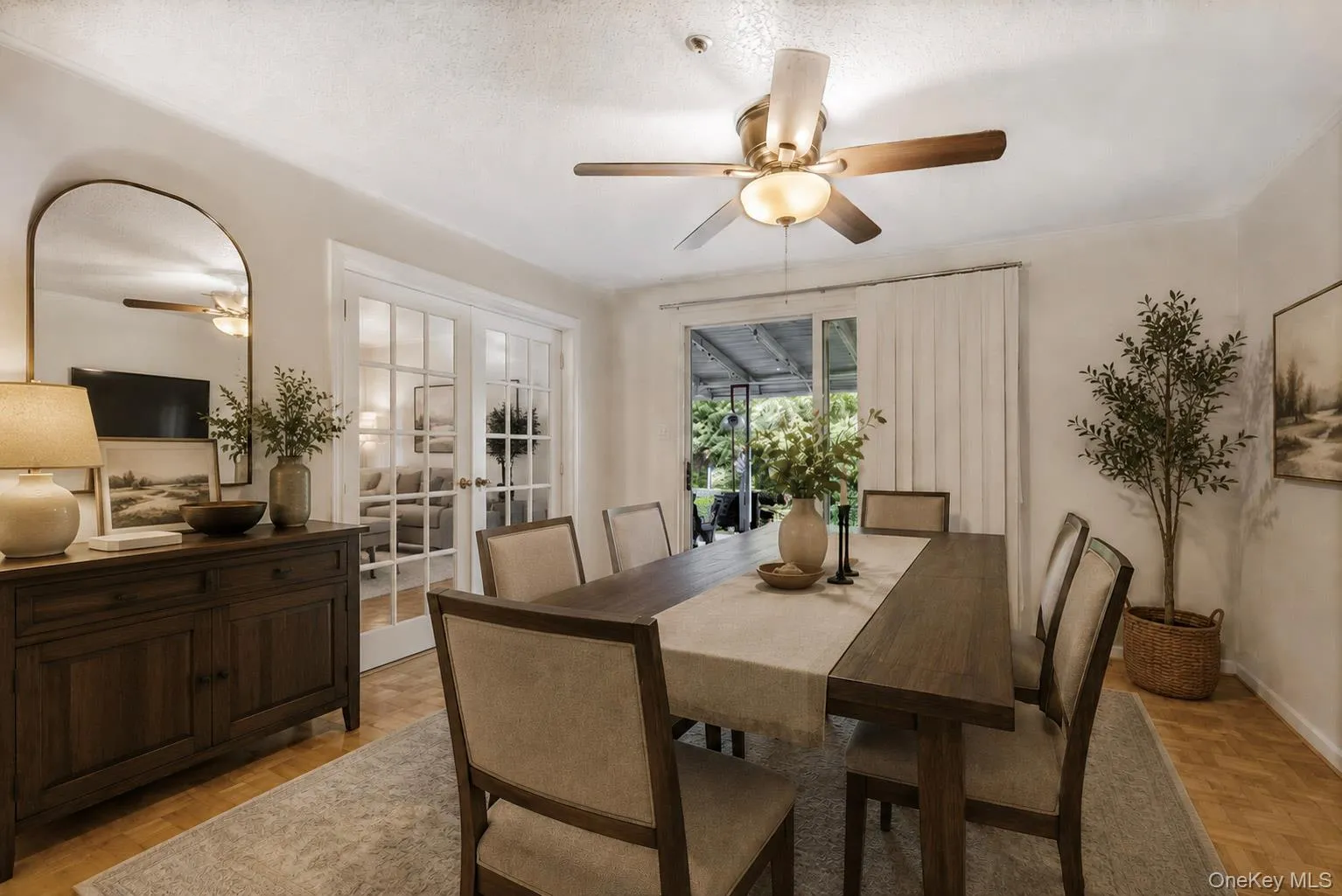 Virtually Staged Dining Room Virtually Staged Dining Room