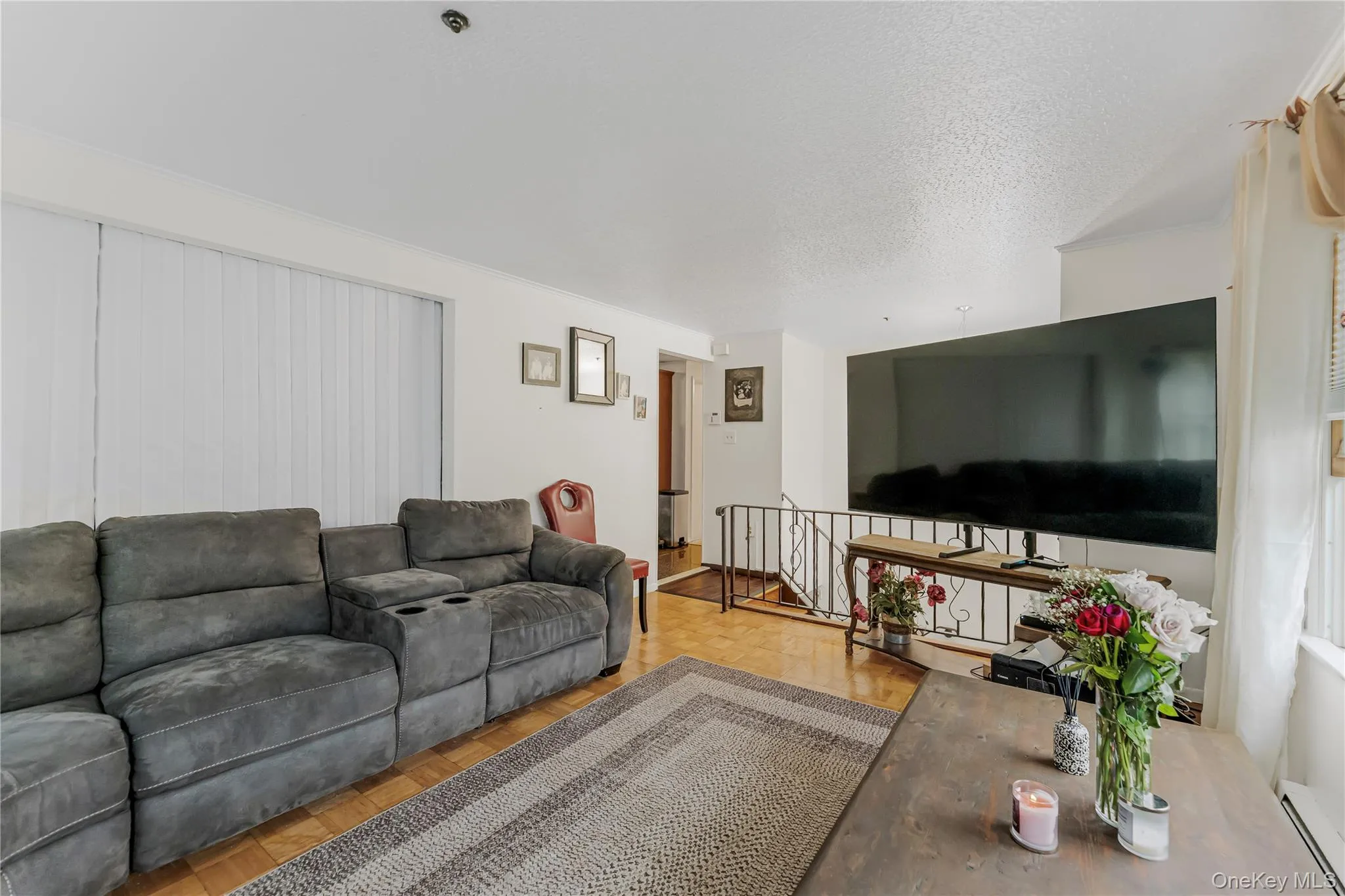 82 Riverdale Avenue, White Plains, NY, 5 Bedrooms Bedrooms, 9 Rooms Rooms,3 BathroomsBathrooms,Residential,For Rent,Riverdale,0,1010308 82 Riverdale Avenue, White Plains, NY, 5 Bedrooms Bedrooms, 9 Rooms Rooms,3 BathroomsBathrooms,Residential,For Rent,Riverdale,0,1010308