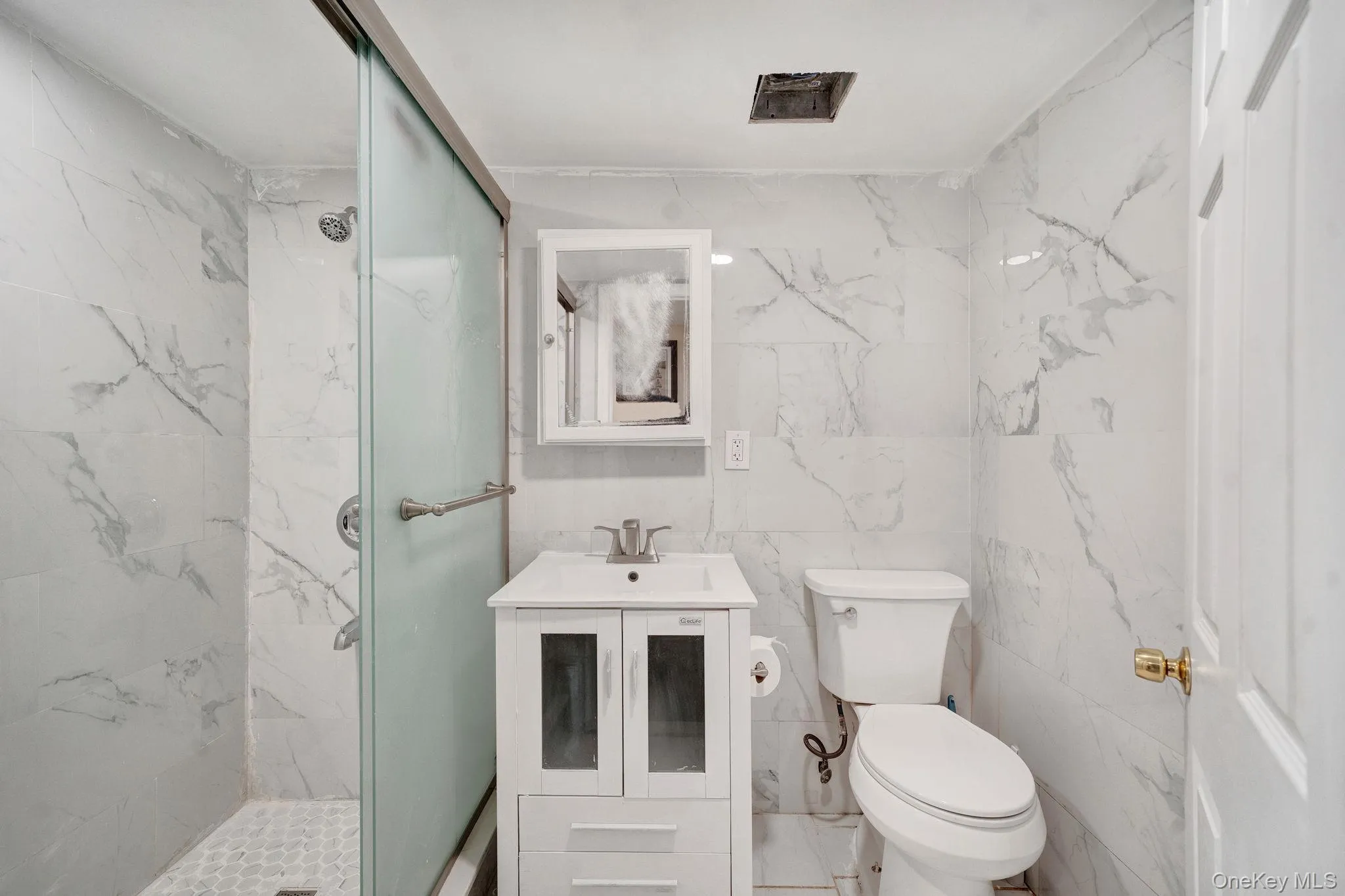 54 Cypress Avenue, Oyster Bay, NY, 5 Bedrooms Bedrooms, 9 Rooms Rooms,3 BathroomsBathrooms,Residential,For Rent,Cypress,0,1010309 54 Cypress Avenue, Oyster Bay, NY, 5 Bedrooms Bedrooms, 9 Rooms Rooms,3 BathroomsBathrooms,Residential,For Rent,Cypress,0,1010309