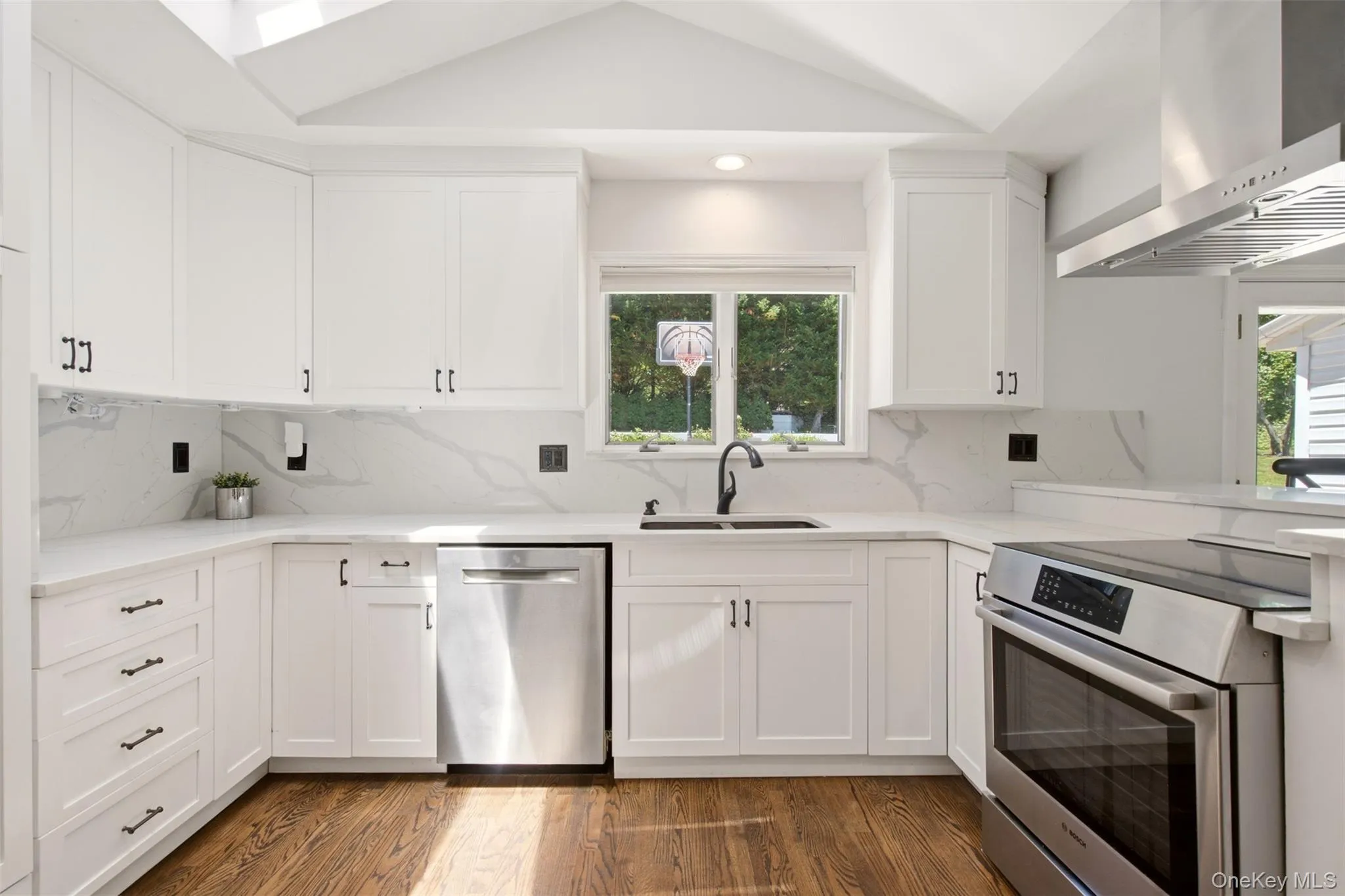 279 Hillcrest Lane, Oyster Bay, NY, 4 Bedrooms Bedrooms, 10 Rooms Rooms,3 BathroomsBathrooms,Residential,For Rent,Hillcrest,0,KEY1010311 279 Hillcrest Lane, Oyster Bay, NY, 4 Bedrooms Bedrooms, 10 Rooms Rooms,3 BathroomsBathrooms,Residential,For Rent,Hillcrest,0,KEY1010311