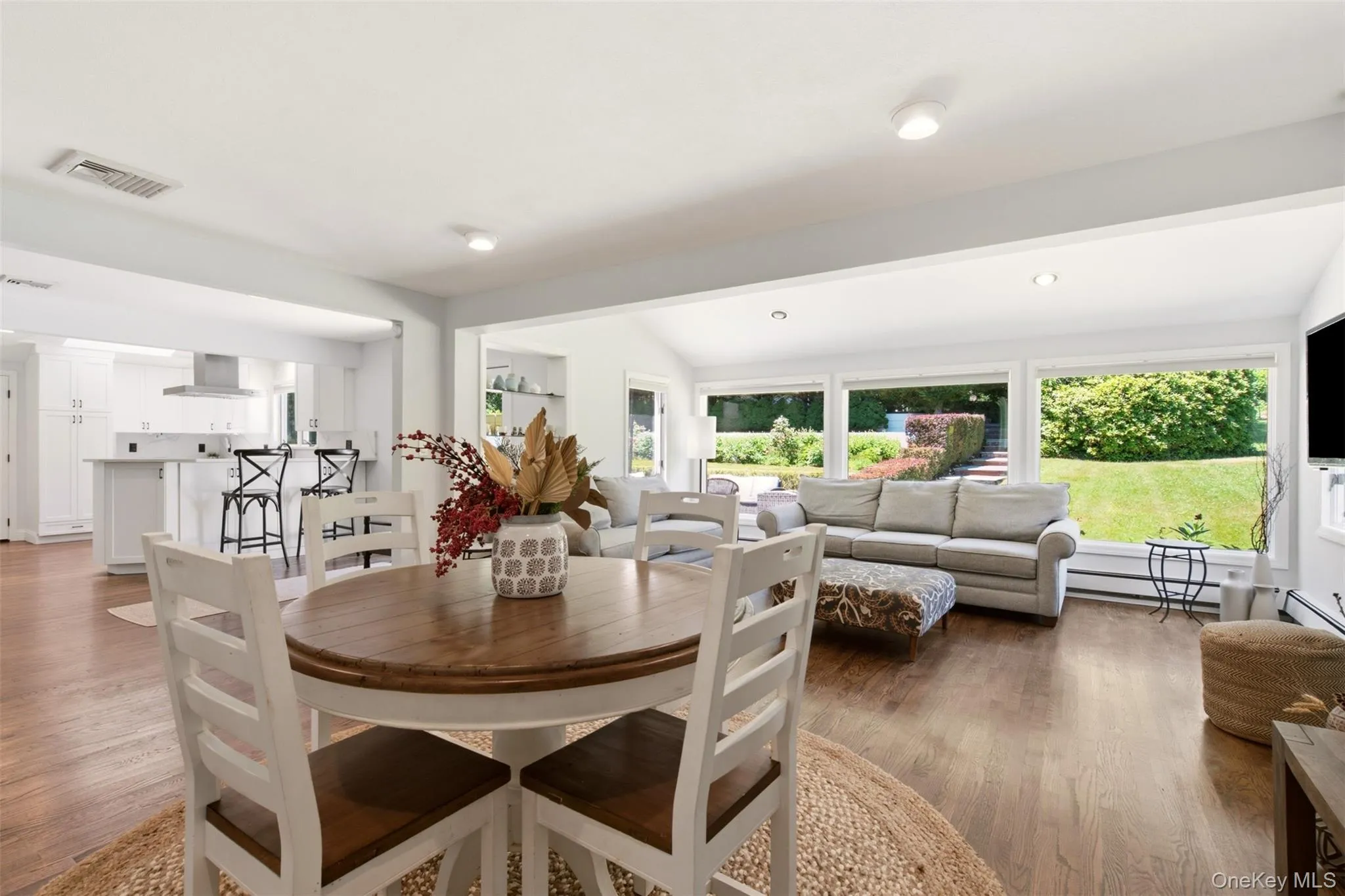 279 Hillcrest Lane, Oyster Bay, NY, 4 Bedrooms Bedrooms, 10 Rooms Rooms,3 BathroomsBathrooms,Residential,For Rent,Hillcrest,0,KEY1010311 279 Hillcrest Lane, Oyster Bay, NY, 4 Bedrooms Bedrooms, 10 Rooms Rooms,3 BathroomsBathrooms,Residential,For Rent,Hillcrest,0,KEY1010311