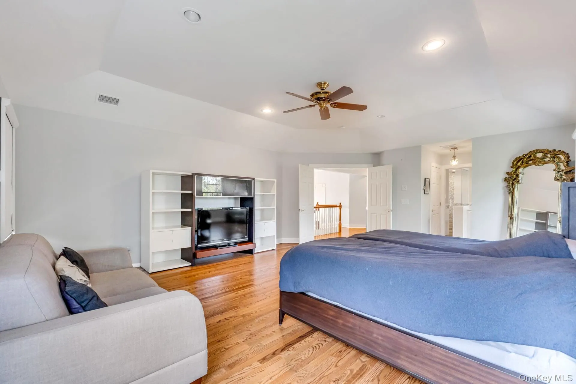 25 Yellow Top Lane, Smithtown, NY, 5 Bedrooms Bedrooms, 10 Rooms Rooms,3 BathroomsBathrooms,Residential,For Rent,Yellow Top,0,1010315 25 Yellow Top Lane, Smithtown, NY, 5 Bedrooms Bedrooms, 10 Rooms Rooms,3 BathroomsBathrooms,Residential,For Rent,Yellow Top,0,1010315