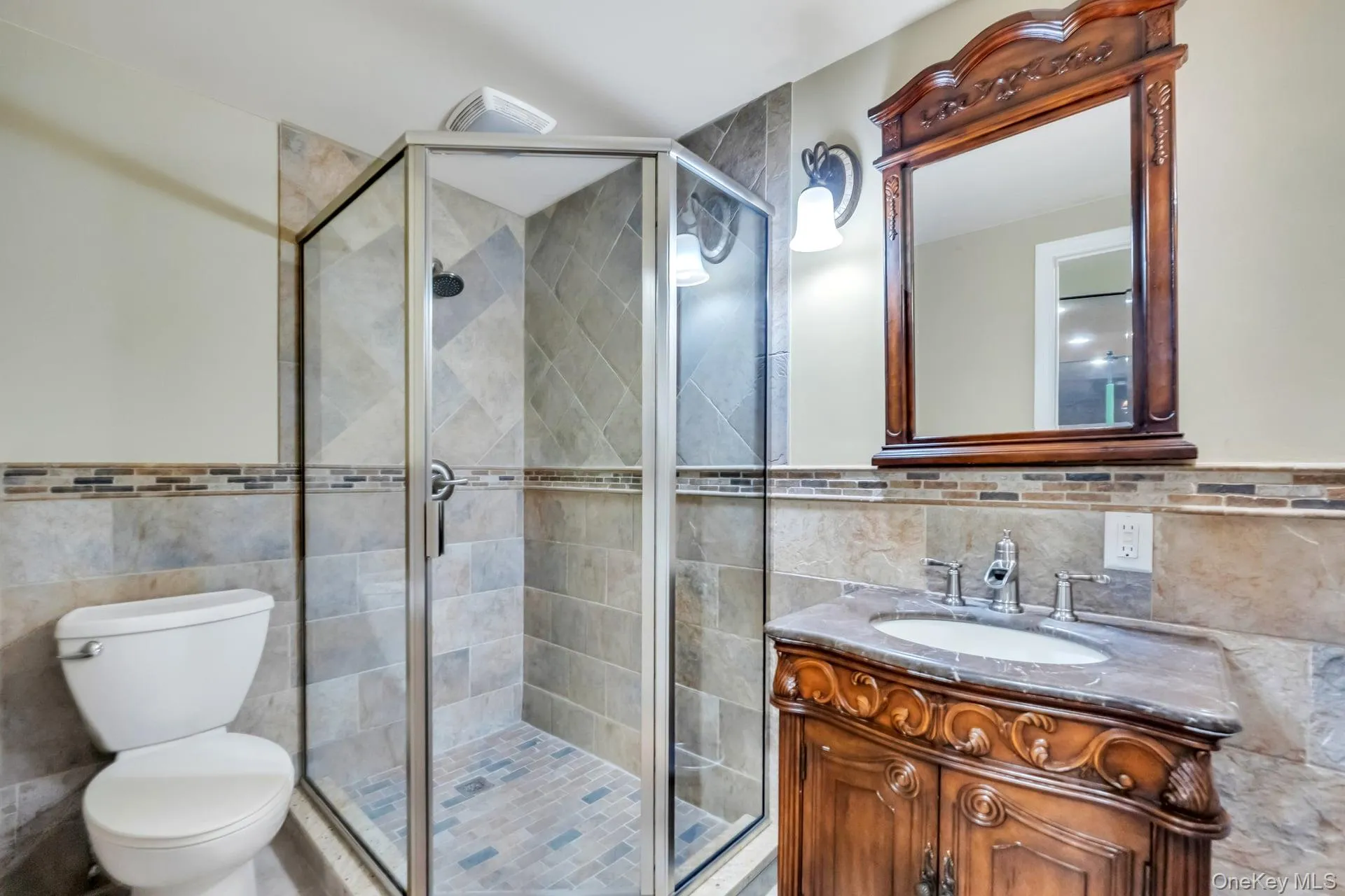 25 Yellow Top Lane, Smithtown, NY, 5 Bedrooms Bedrooms, 10 Rooms Rooms,3 BathroomsBathrooms,Residential,For Rent,Yellow Top,0,1010315 25 Yellow Top Lane, Smithtown, NY, 5 Bedrooms Bedrooms, 10 Rooms Rooms,3 BathroomsBathrooms,Residential,For Rent,Yellow Top,0,1010315
