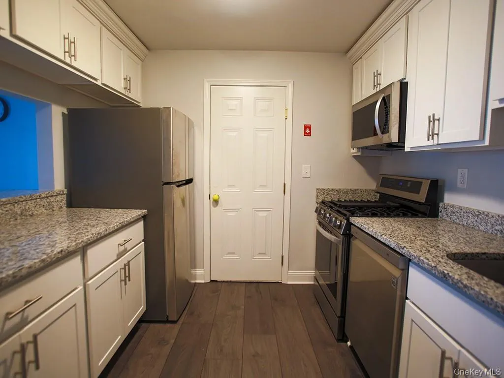 226 Concord Lane, Middletown, NY, 1 Bedroom Bedrooms, 3 Rooms Rooms,1 BathroomBathrooms,Residential,For Rent,Concord,0,1010316 226 Concord Lane, Middletown, NY, 1 Bedroom Bedrooms, 3 Rooms Rooms,1 BathroomBathrooms,Residential,For Rent,Concord,0,1010316