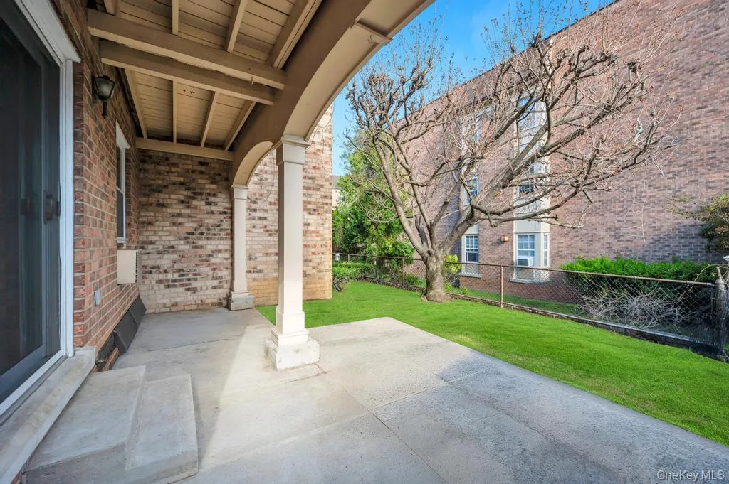 208-11 Estates Drive, New York, NY, 1 Bedroom Bedrooms, 5 Rooms Rooms,1 BathroomBathrooms,Residential,For Rent,Estates,0,1010317 208-11 Estates Drive, New York, NY, 1 Bedroom Bedrooms, 5 Rooms Rooms,1 BathroomBathrooms,Residential,For Rent,Estates,0,1010317