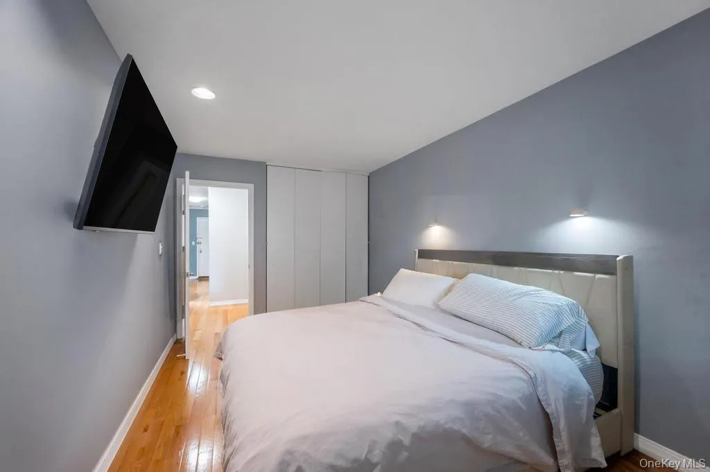 208-11 Estates Drive, New York, NY, 1 Bedroom Bedrooms, 5 Rooms Rooms,1 BathroomBathrooms,Residential,For Rent,Estates,0,1010317 208-11 Estates Drive, New York, NY, 1 Bedroom Bedrooms, 5 Rooms Rooms,1 BathroomBathrooms,Residential,For Rent,Estates,0,1010317