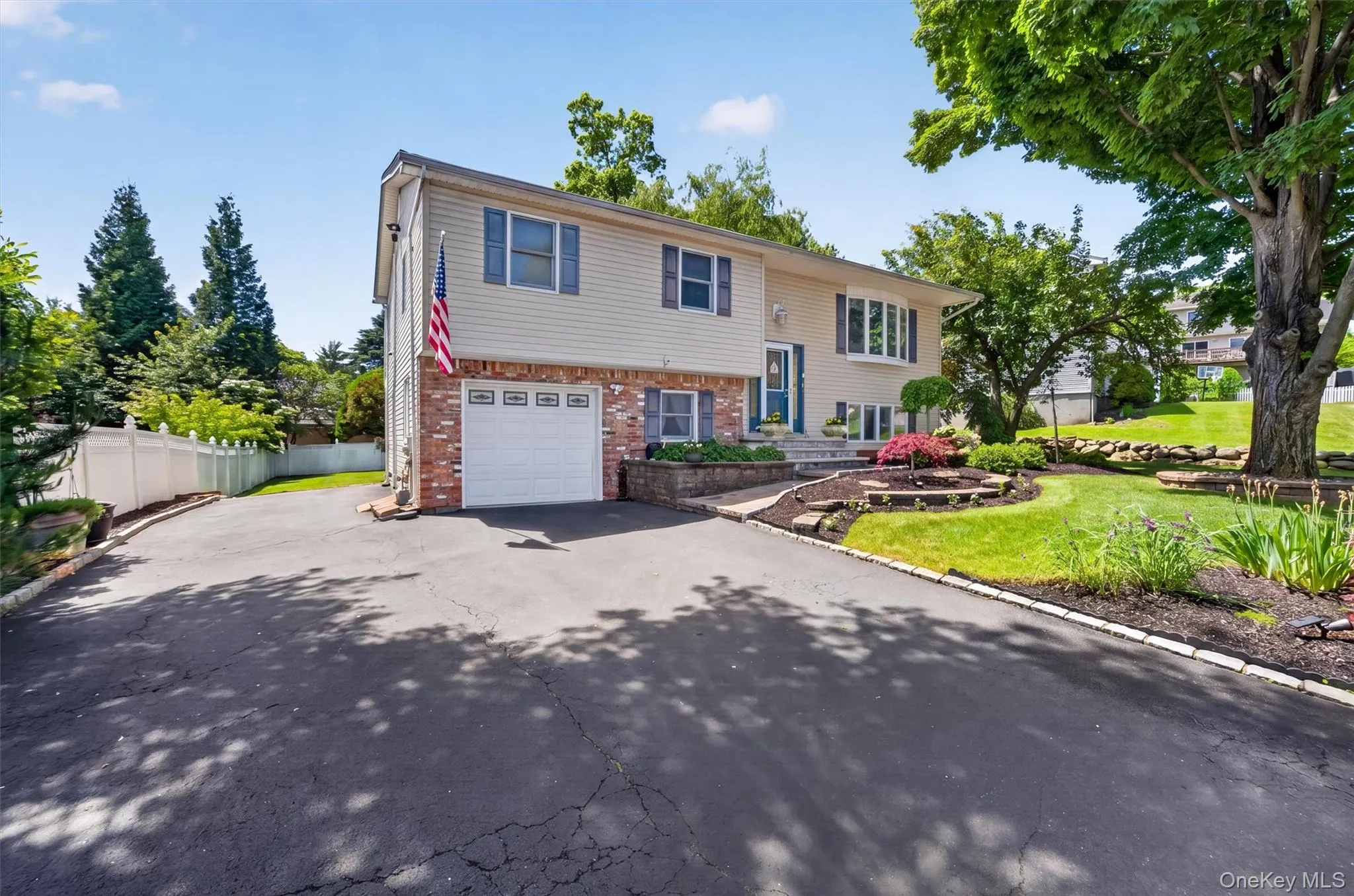 17 Mc Govern Drive, Haverstraw, NY, 5 Bedrooms Bedrooms, 14 Rooms Rooms,2 BathroomsBathrooms,Residential,For Rent,Mc Govern,0,1010323 17 Mc Govern Drive, Haverstraw, NY, 5 Bedrooms Bedrooms, 14 Rooms Rooms,2 BathroomsBathrooms,Residential,For Rent,Mc Govern,0,1010323