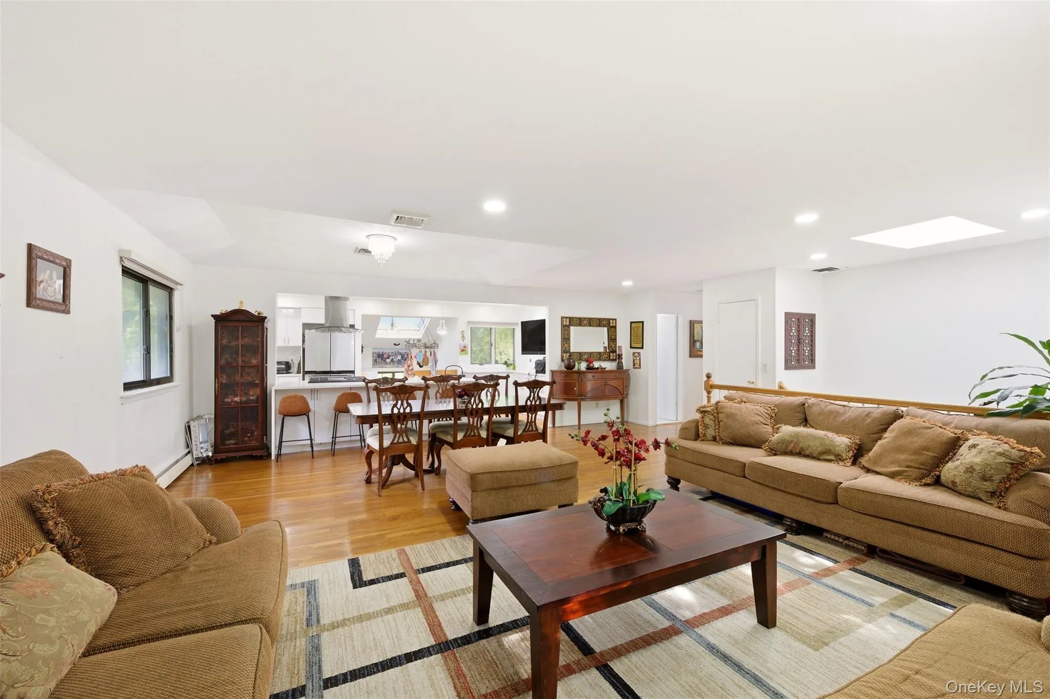 37 Windham Drive, Huntington, NY, 4 Bedrooms Bedrooms, 8 Rooms Rooms,3 BathroomsBathrooms,Residential,For Rent,Windham,0,1010325 37 Windham Drive, Huntington, NY, 4 Bedrooms Bedrooms, 8 Rooms Rooms,3 BathroomsBathrooms,Residential,For Rent,Windham,0,1010325