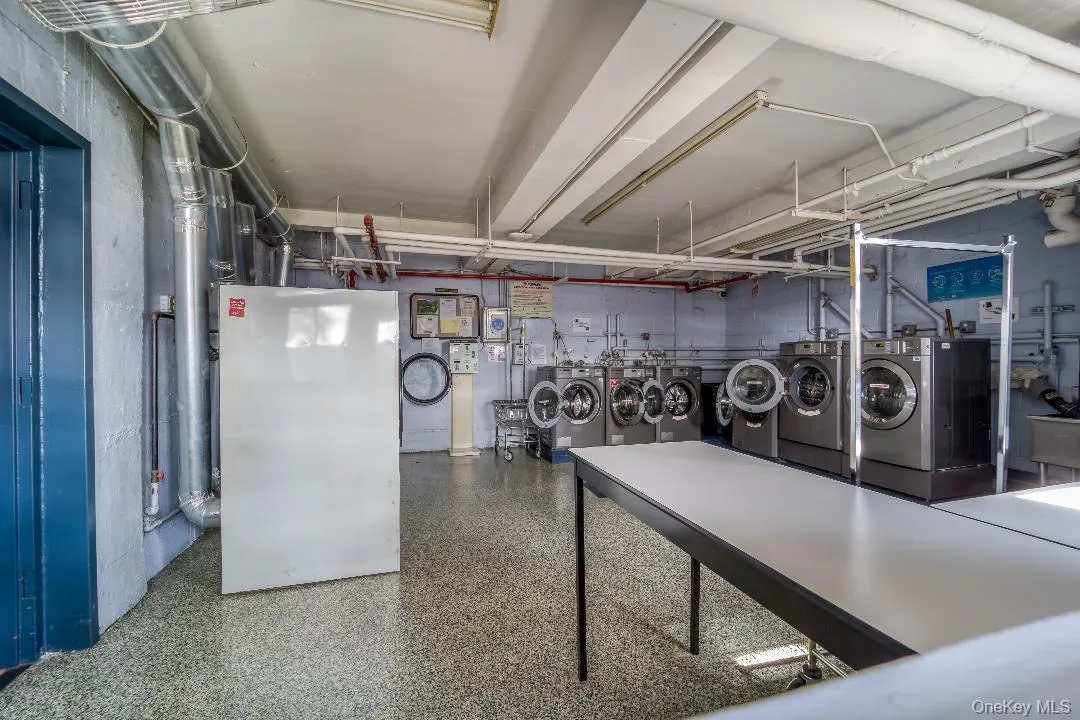 204-15 Foothill Avenue, New York, NY, 2 Bedrooms Bedrooms, 5 Rooms Rooms,1 BathroomBathrooms,Residential,For Rent,Foothill,0,1010326 204-15 Foothill Avenue, New York, NY, 2 Bedrooms Bedrooms, 5 Rooms Rooms,1 BathroomBathrooms,Residential,For Rent,Foothill,0,1010326