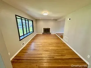 10 Elderwood ln, Huntington, NY, 3 Bedrooms Bedrooms, 9 Rooms Rooms,1 BathroomBathrooms,Residential Lease,For Rent,Elderwood ln,0,1010327 10 Elderwood ln, Huntington, NY, 3 Bedrooms Bedrooms, 9 Rooms Rooms,1 BathroomBathrooms,Residential Lease,For Rent,Elderwood ln,0,1010327