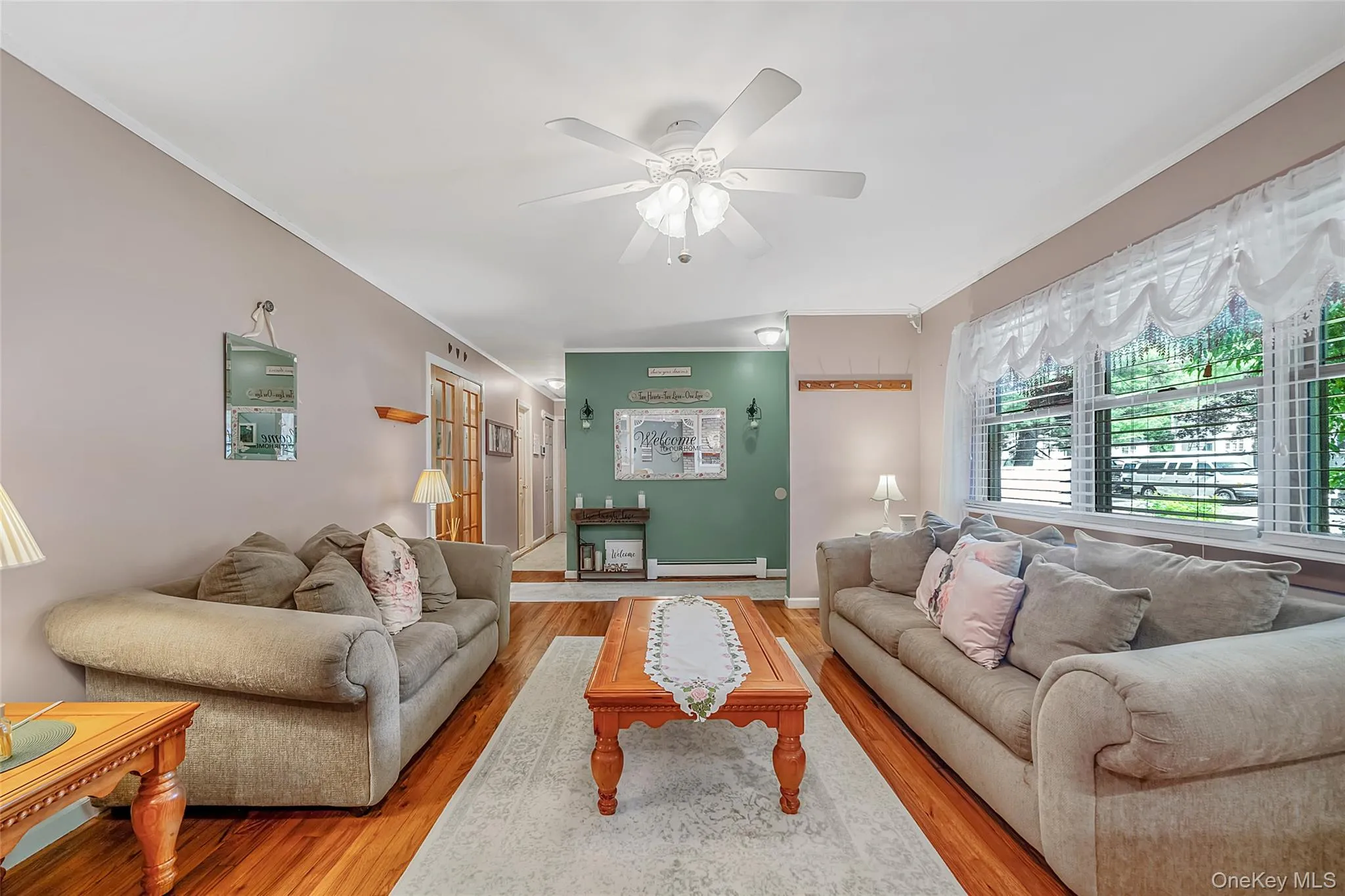 20 Loretta Court, Brookhaven, NY, 3 Bedrooms Bedrooms, 7 Rooms Rooms,2 BathroomsBathrooms,Residential,For Rent,Loretta,0,1010334 20 Loretta Court, Brookhaven, NY, 3 Bedrooms Bedrooms, 7 Rooms Rooms,2 BathroomsBathrooms,Residential,For Rent,Loretta,0,1010334