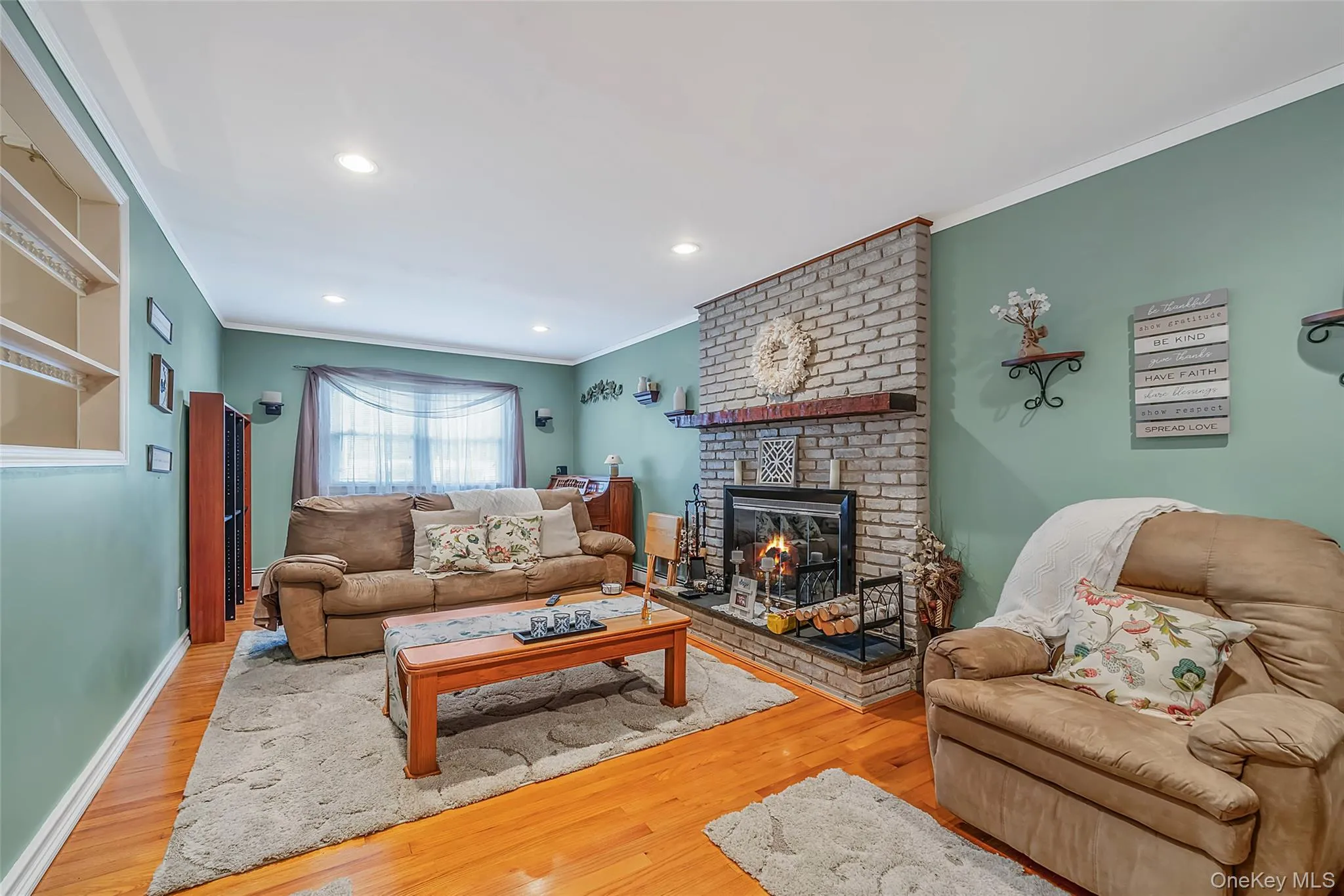 20 Loretta Court, Brookhaven, NY, 3 Bedrooms Bedrooms, 7 Rooms Rooms,2 BathroomsBathrooms,Residential,For Rent,Loretta,0,1010334 20 Loretta Court, Brookhaven, NY, 3 Bedrooms Bedrooms, 7 Rooms Rooms,2 BathroomsBathrooms,Residential,For Rent,Loretta,0,1010334
