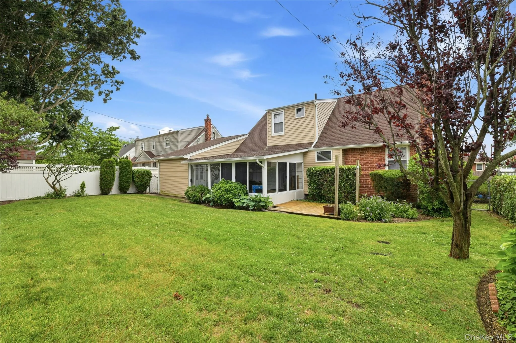 324 Coleridge Street, Hempstead, NY, 4 Bedrooms Bedrooms, 7 Rooms Rooms,2 BathroomsBathrooms,Residential,For Rent,Coleridge Street,0,KEY1010339 324 Coleridge Street, Hempstead, NY, 4 Bedrooms Bedrooms, 7 Rooms Rooms,2 BathroomsBathrooms,Residential,For Rent,Coleridge Street,0,KEY1010339